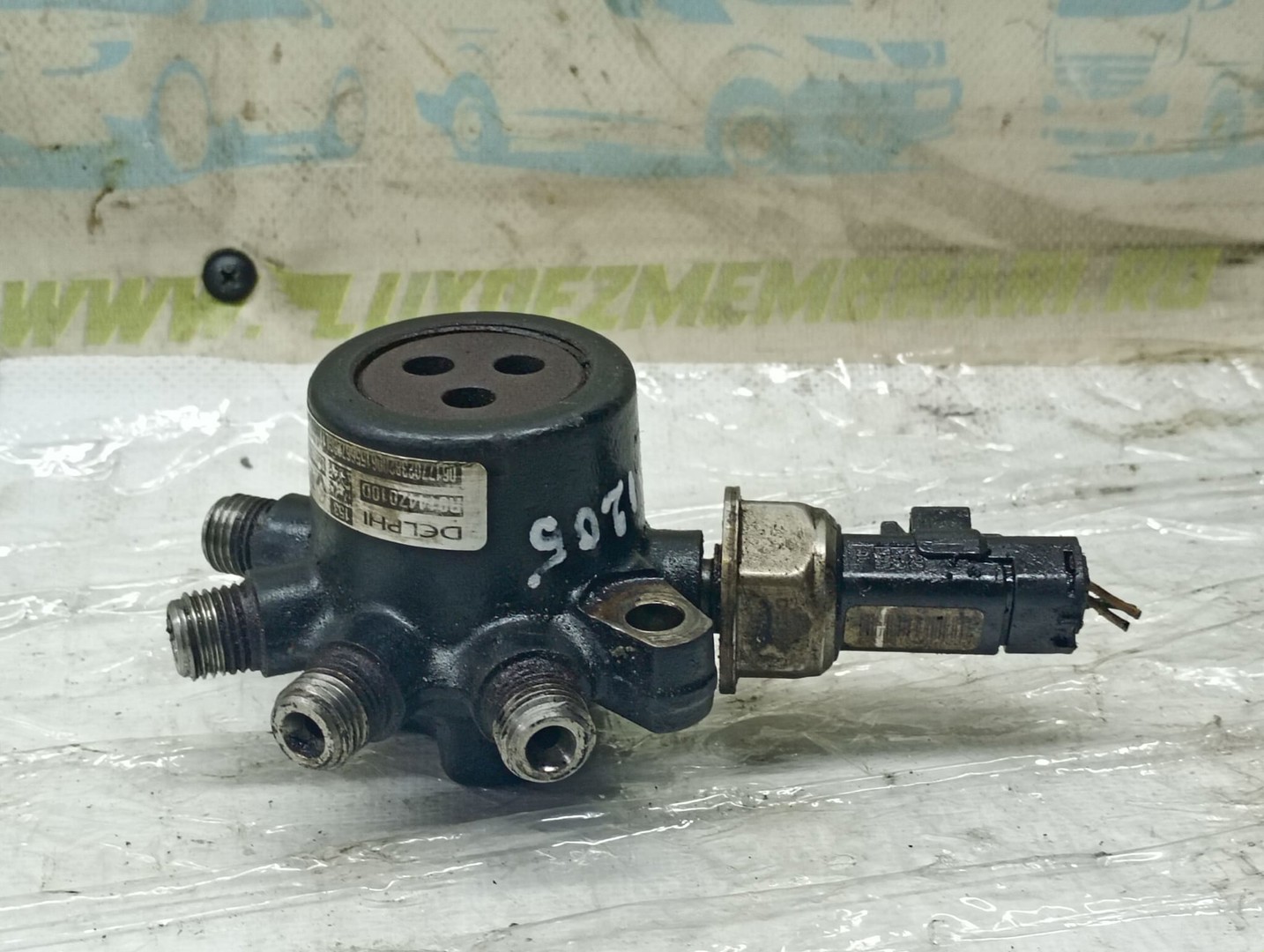Rampa injectoare R9144Z010D Dacia Logan 1 (2004 - 2008)