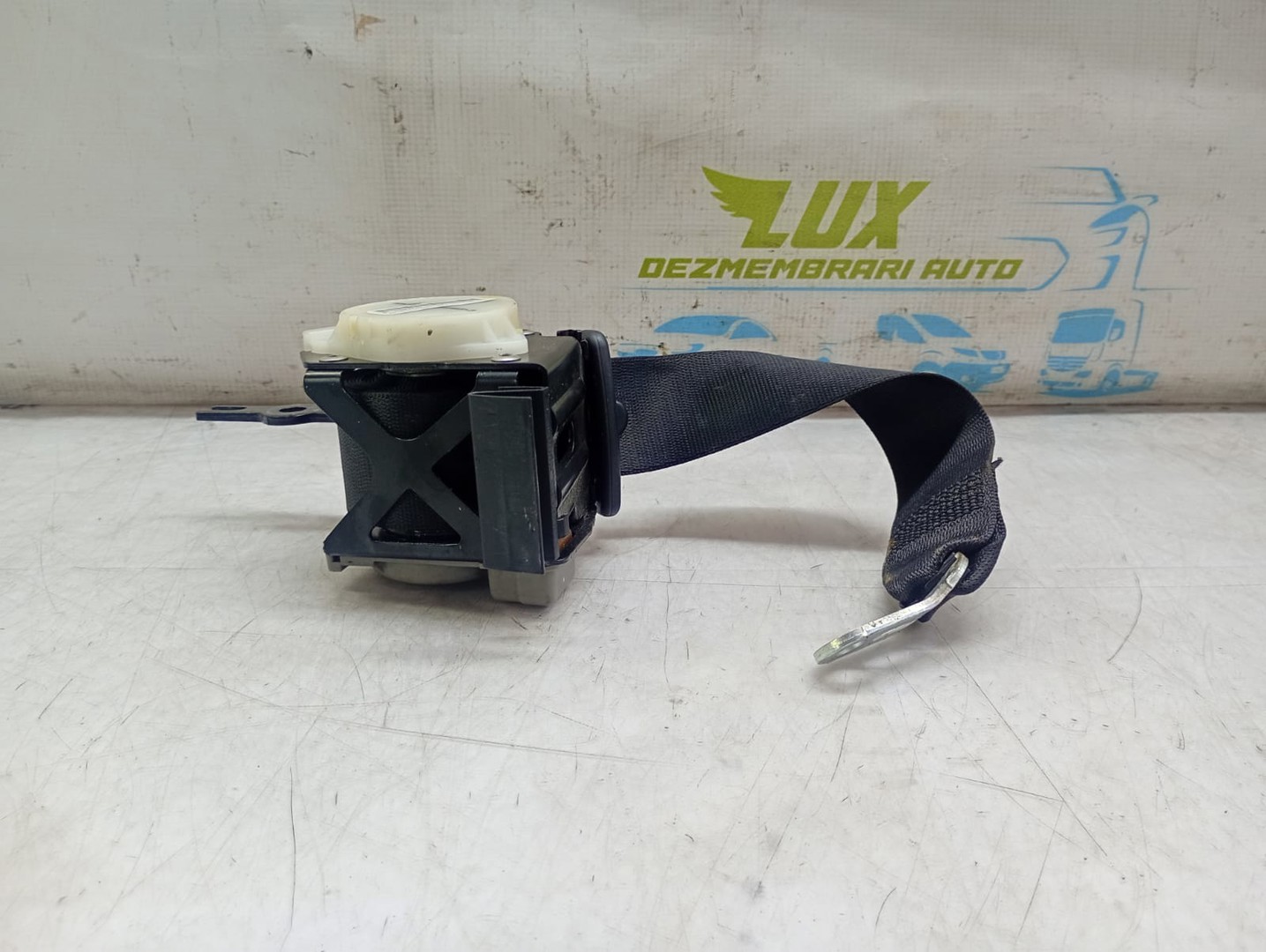 Centura siguranta stanga spate 305279799001 BMW Seria 3 E90 (2004 - 2010)