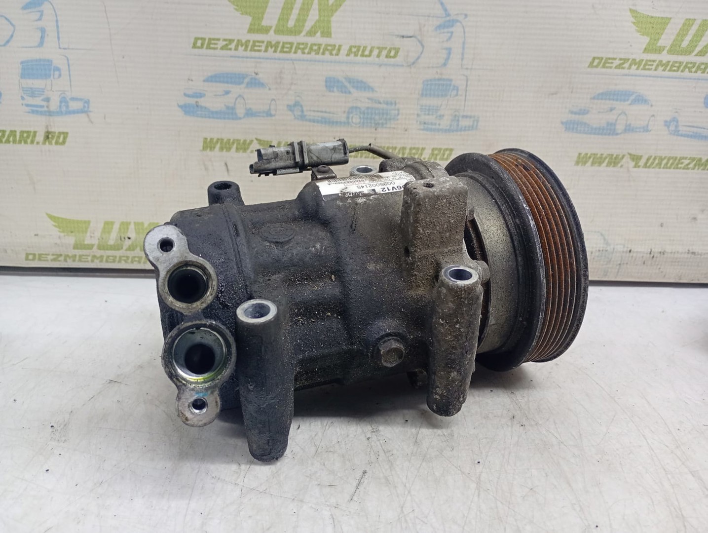 Compresor clima ac 8200953359A Renault Clio 3 (facelift) (2009 - 2012)