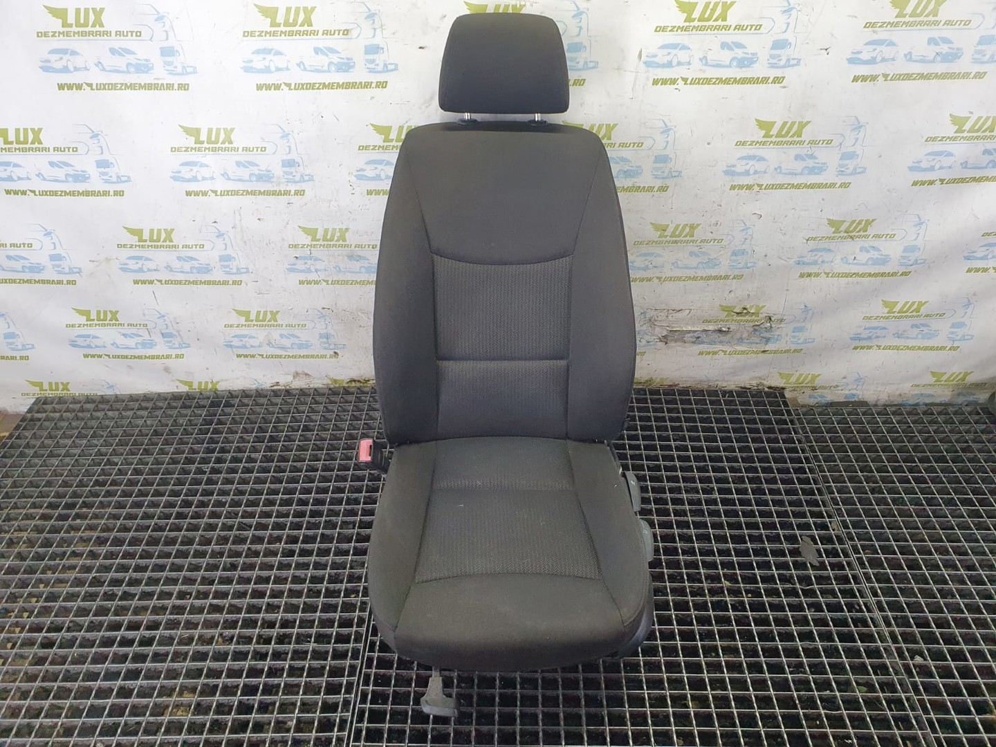 Scaun stanga fata BMW Seria 3 E90 (2004 - 2010)
