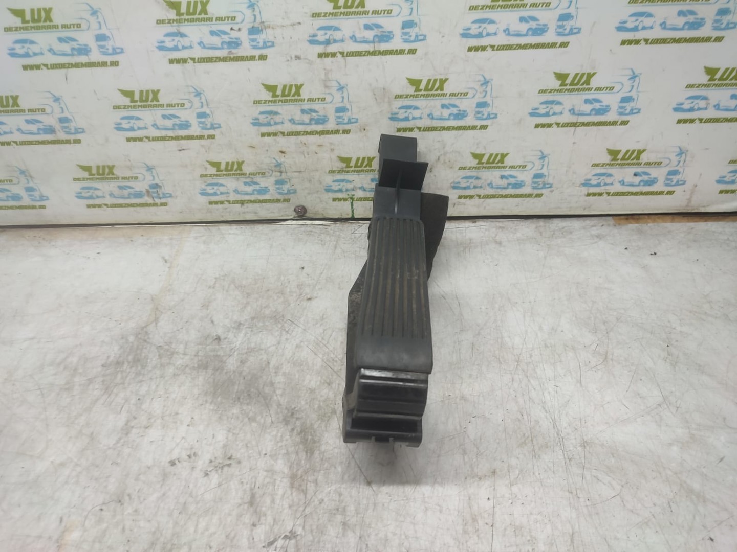 Pedala acceleratie a2113000604 Mercedes Benz E-Class W211/S211 (2002 - 2006)