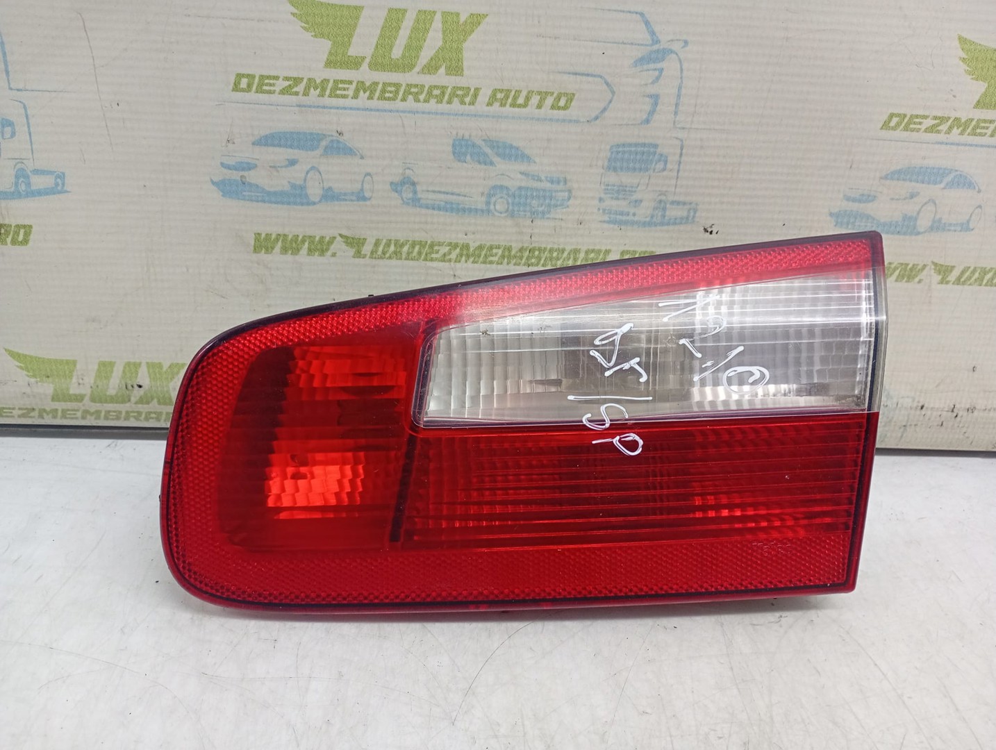 Stop dreapta haion 8200002476 Renault Laguna 2 (2001 - 2005)