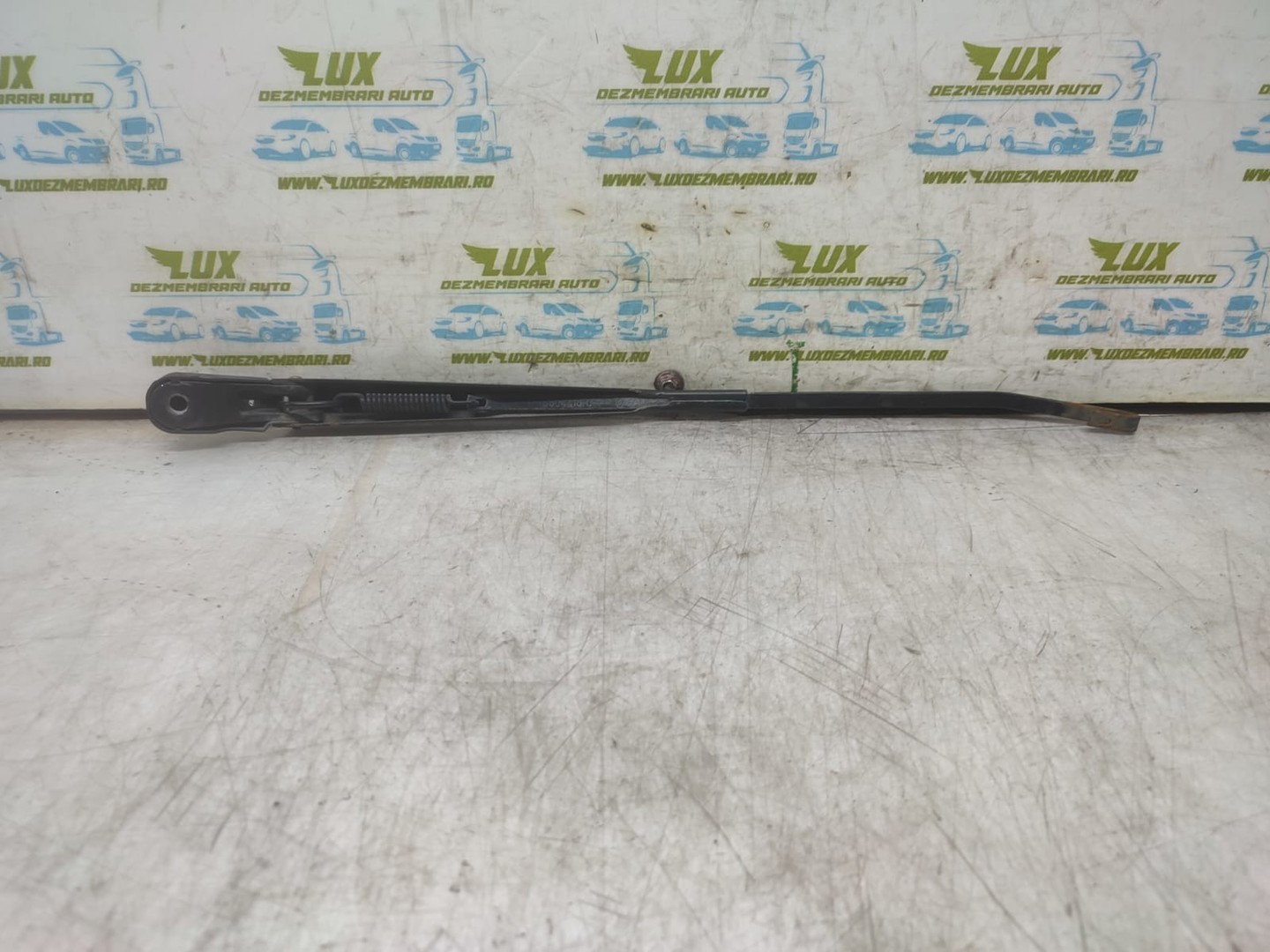Brat stergator parbriz stanga 288804416r Dacia Logan 1 (facelift) (2007 - 2012)