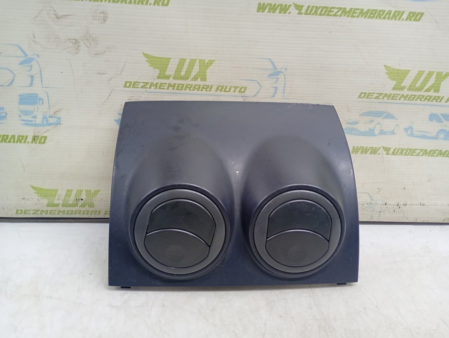 Grila ventilatie bord 96655215 Chevrolet Aveo T250 (facelift) (2006 - 2012)