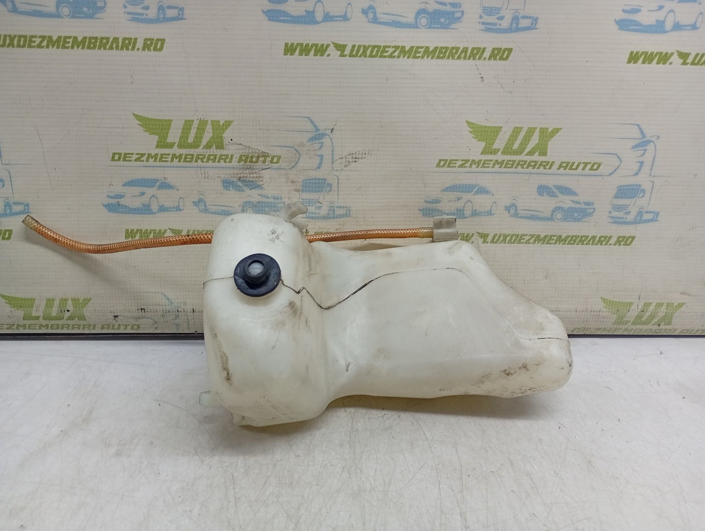 Vas lichid parbriz 2118602160 Mercedes Benz E-Class W211/S211 (2002 - 2006)