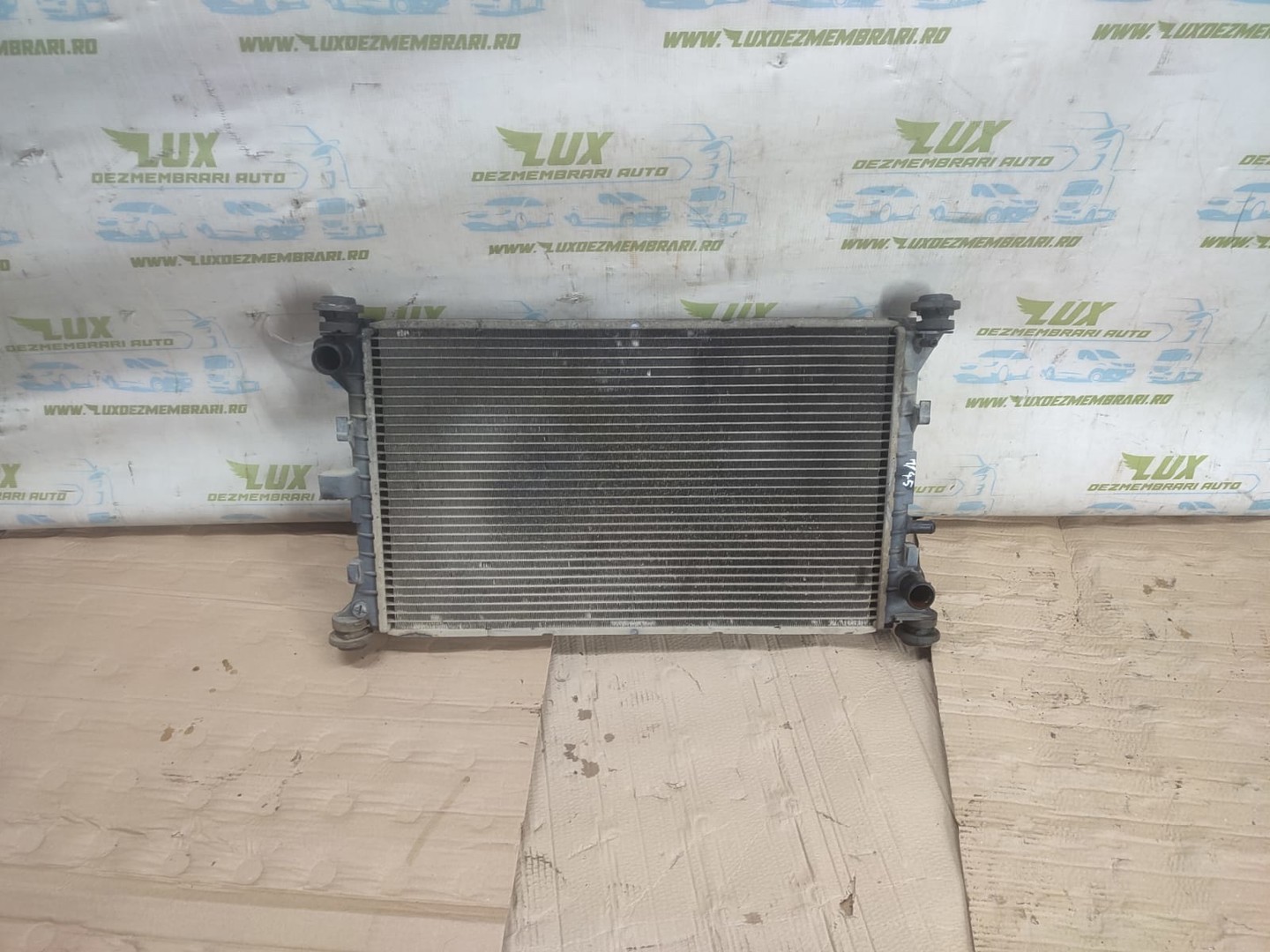 Radiator apa 8806e04 Ford Focus 1 (1998 - 2004)