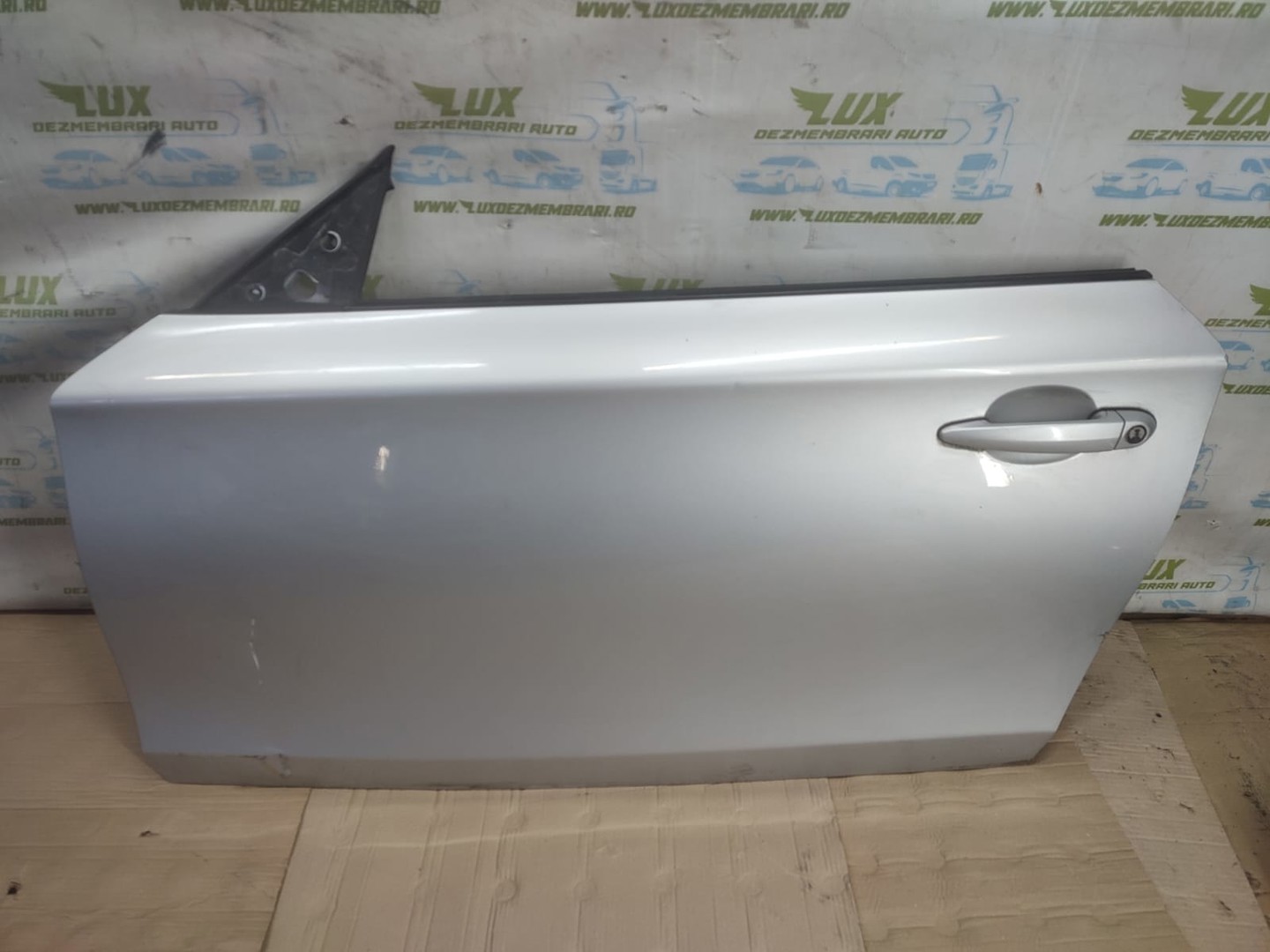 Usa stanga fata BMW Seria 1 E87 (2004 - 2007)