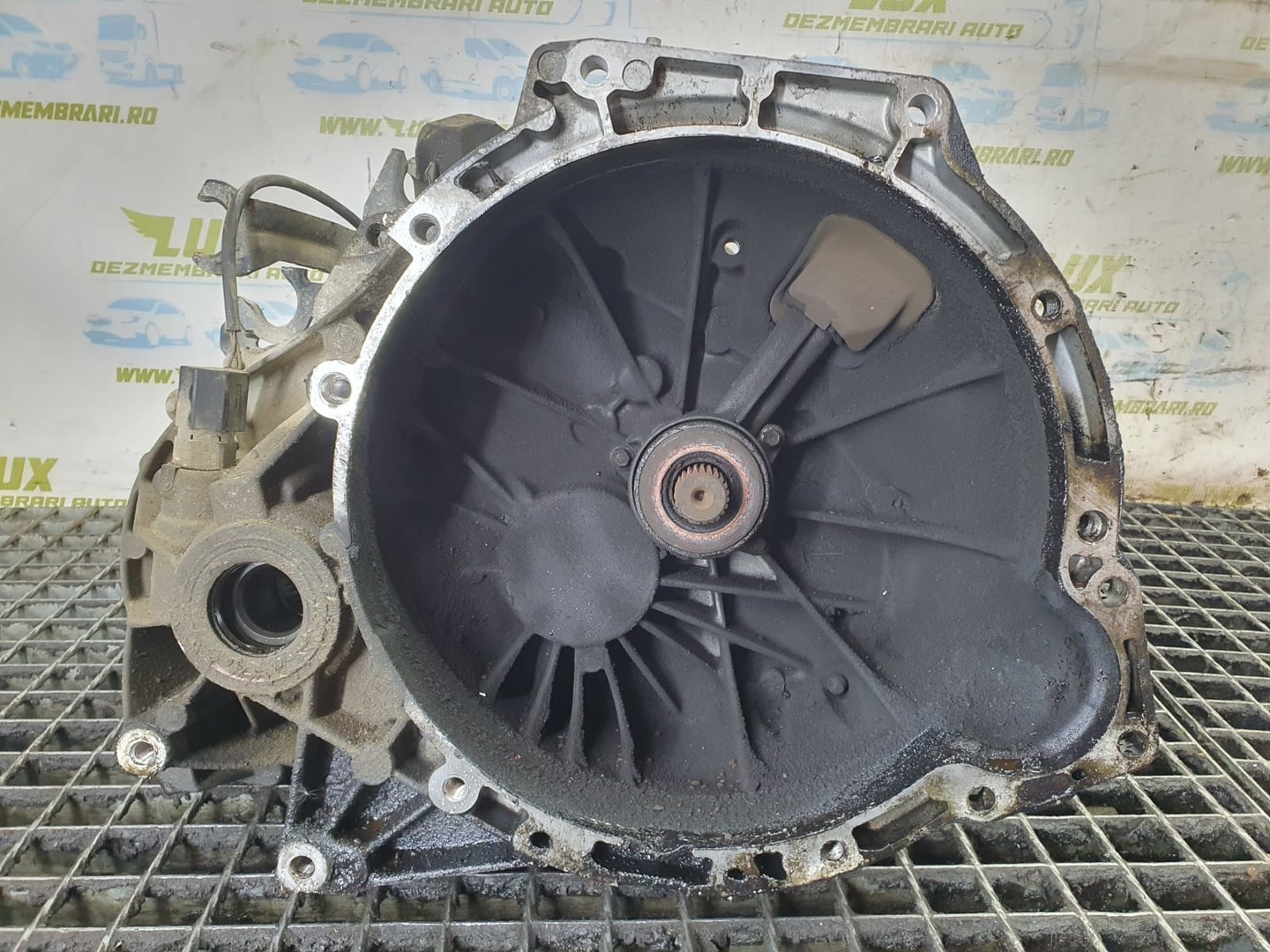 Cutie de viteze manuala 5 trepte xs4r-7f096 Ford Focus 1 (1998 - 2004)