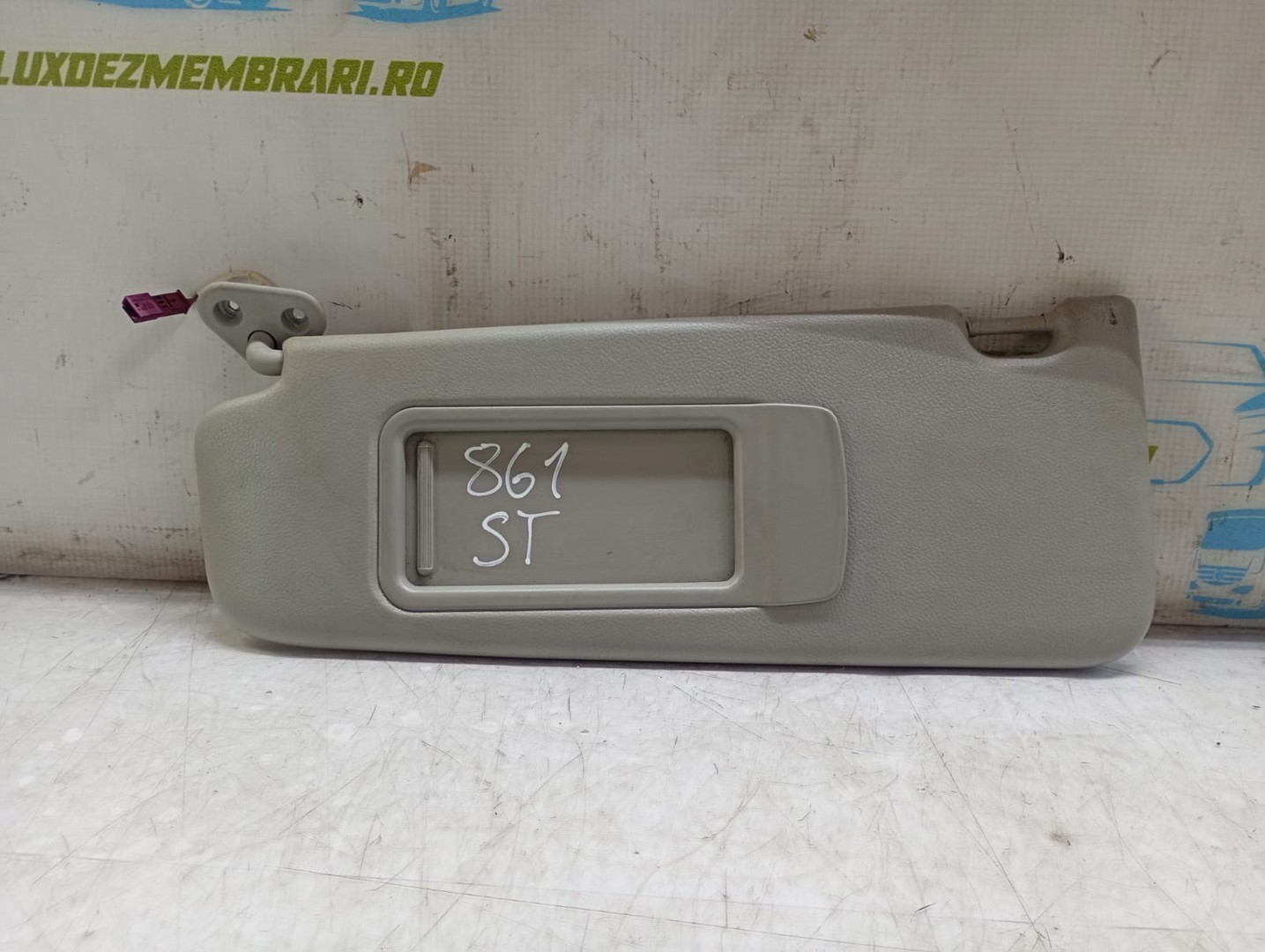 Parasolar stanga BMW Seria 3 E91 (2004 - 2010)