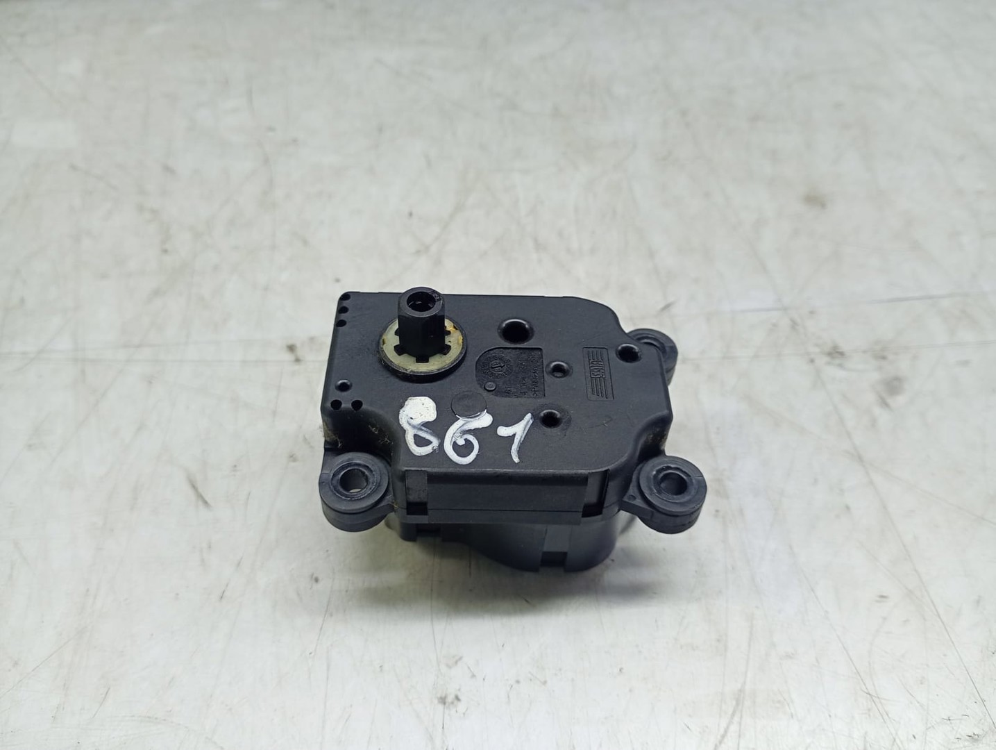 Motoras clapeta mixaj aer 113930-072 BMW Seria 3 E91 (2004 - 2010)