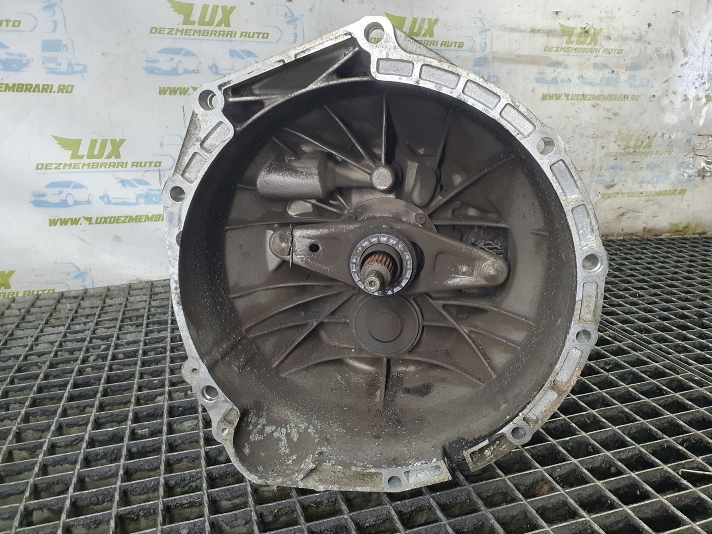 Cutie de viteze manuala 6 trepte 23007533818 1069401105 BMW Seria 3 E91 (2004 - 2010)