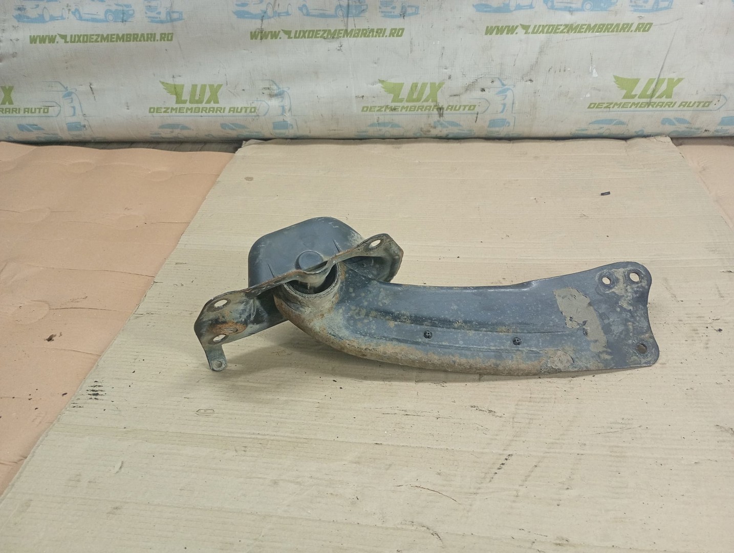 Brat suspensie stanga spate 3C0505225A Volkswagen Passat B6 (2005 - 2010)