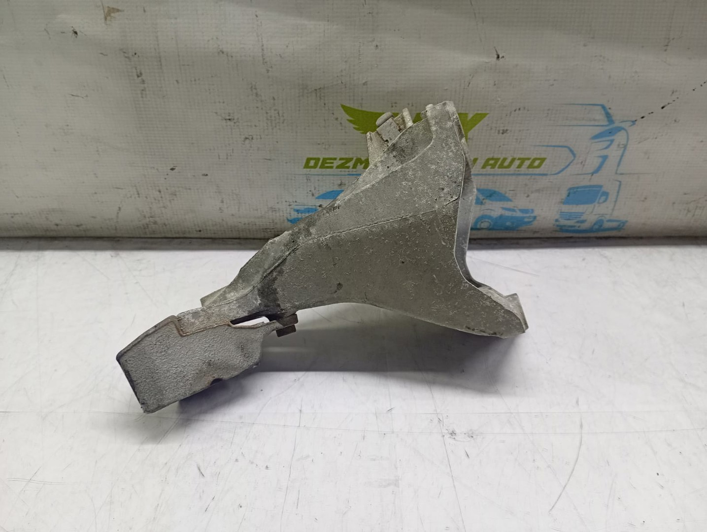 Suport motor 22116781916 BMW Seria 3 E91 (2004 - 2010)