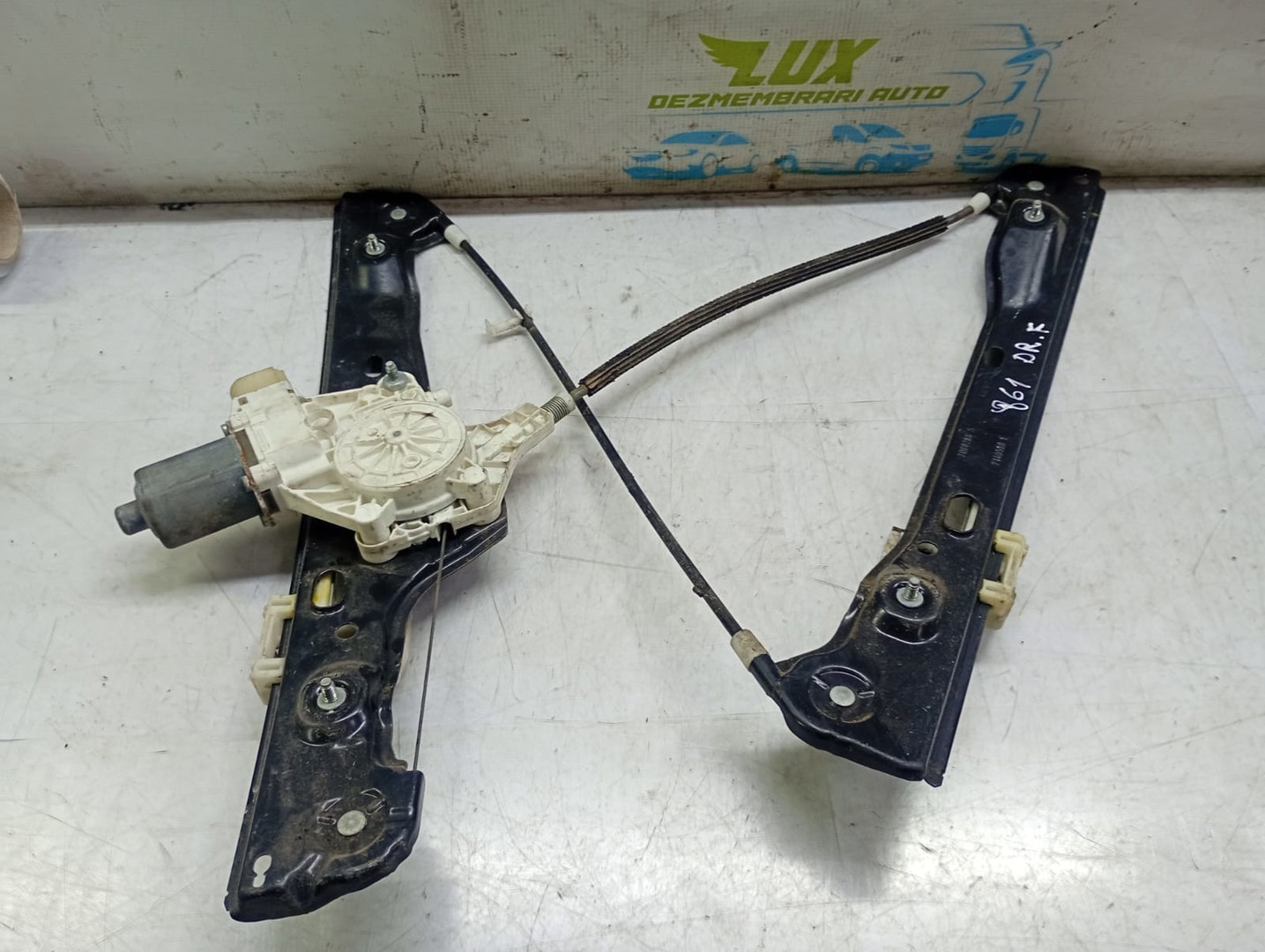 Macara geam dreapta fata 7060266 BMW Seria 3 E91 (2004 - 2010)