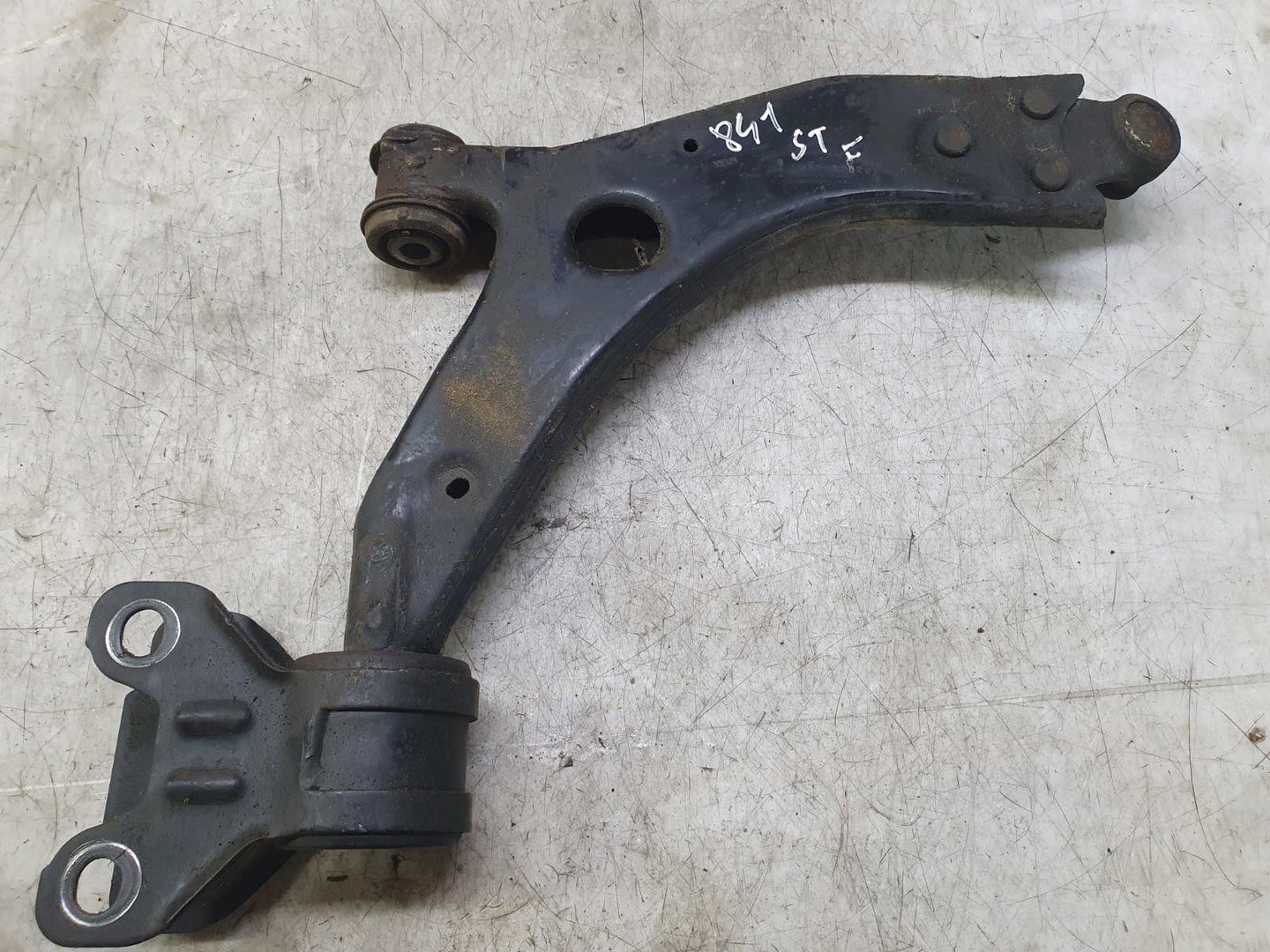 Brat suspensie stanga fata bv61-3a262-daa Ford Focus 3 (2011 - 2015)