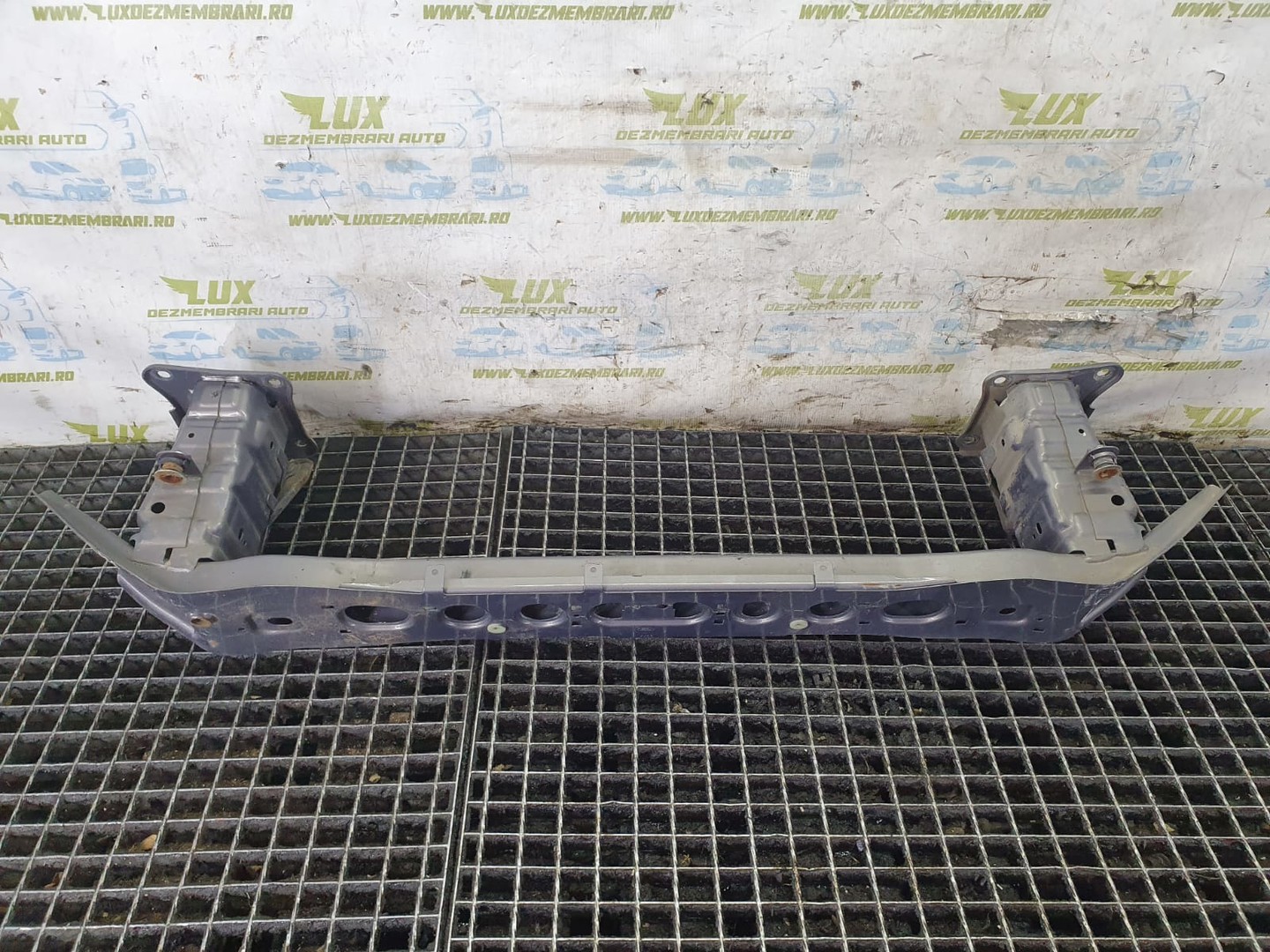 Armatura bara fata am51-r10922-aL Ford Focus 3 (2011 - 2015)