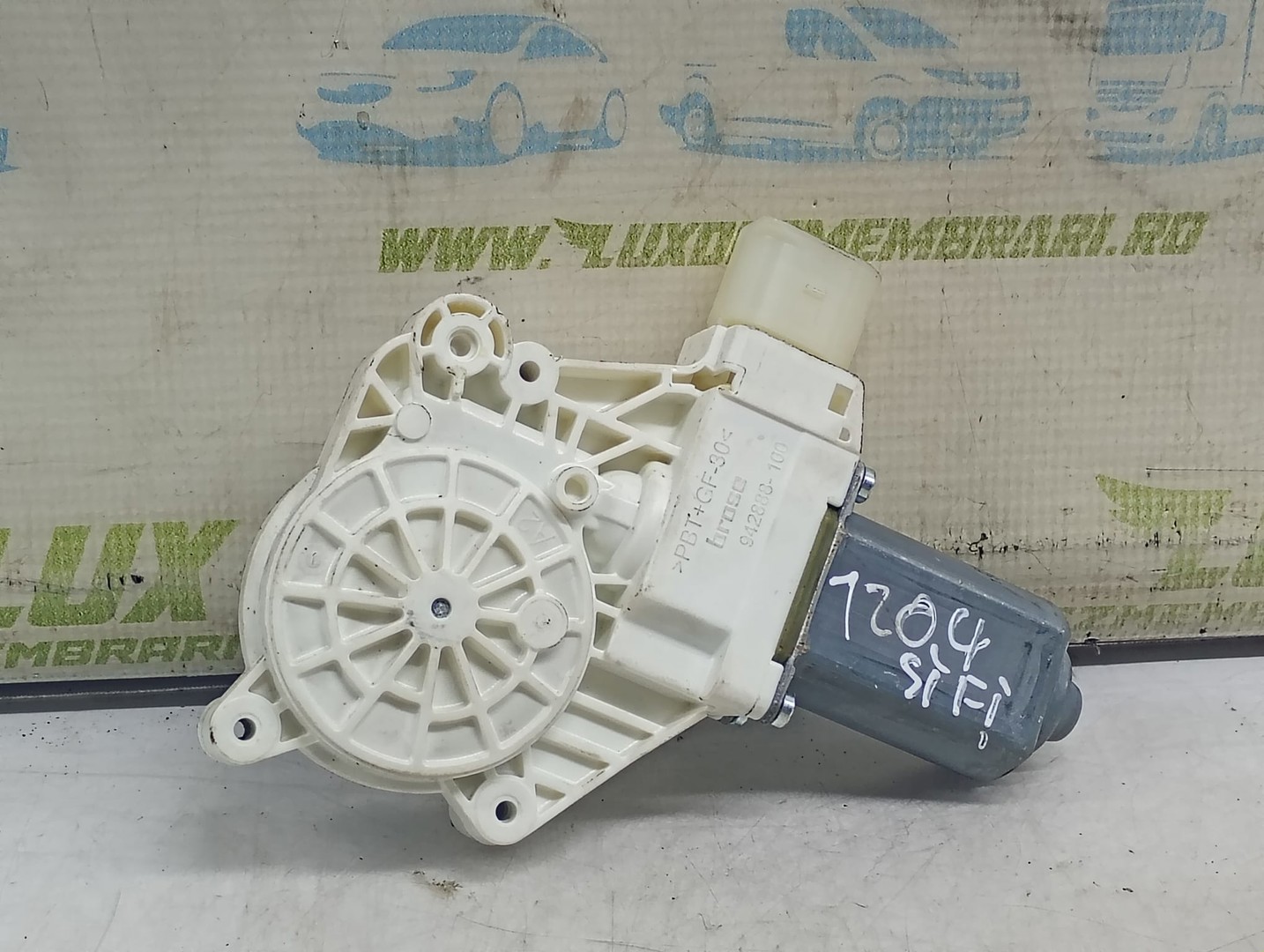 Motoras geam stanga fata 72481710 BMW Seria 5 F11 (2009 - 2013)