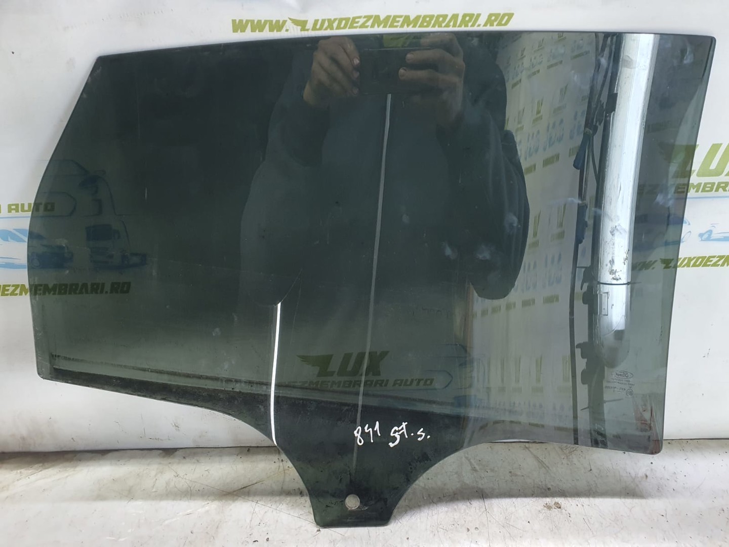 Geam stanga spate Ford Focus 3 (2011 - 2015)