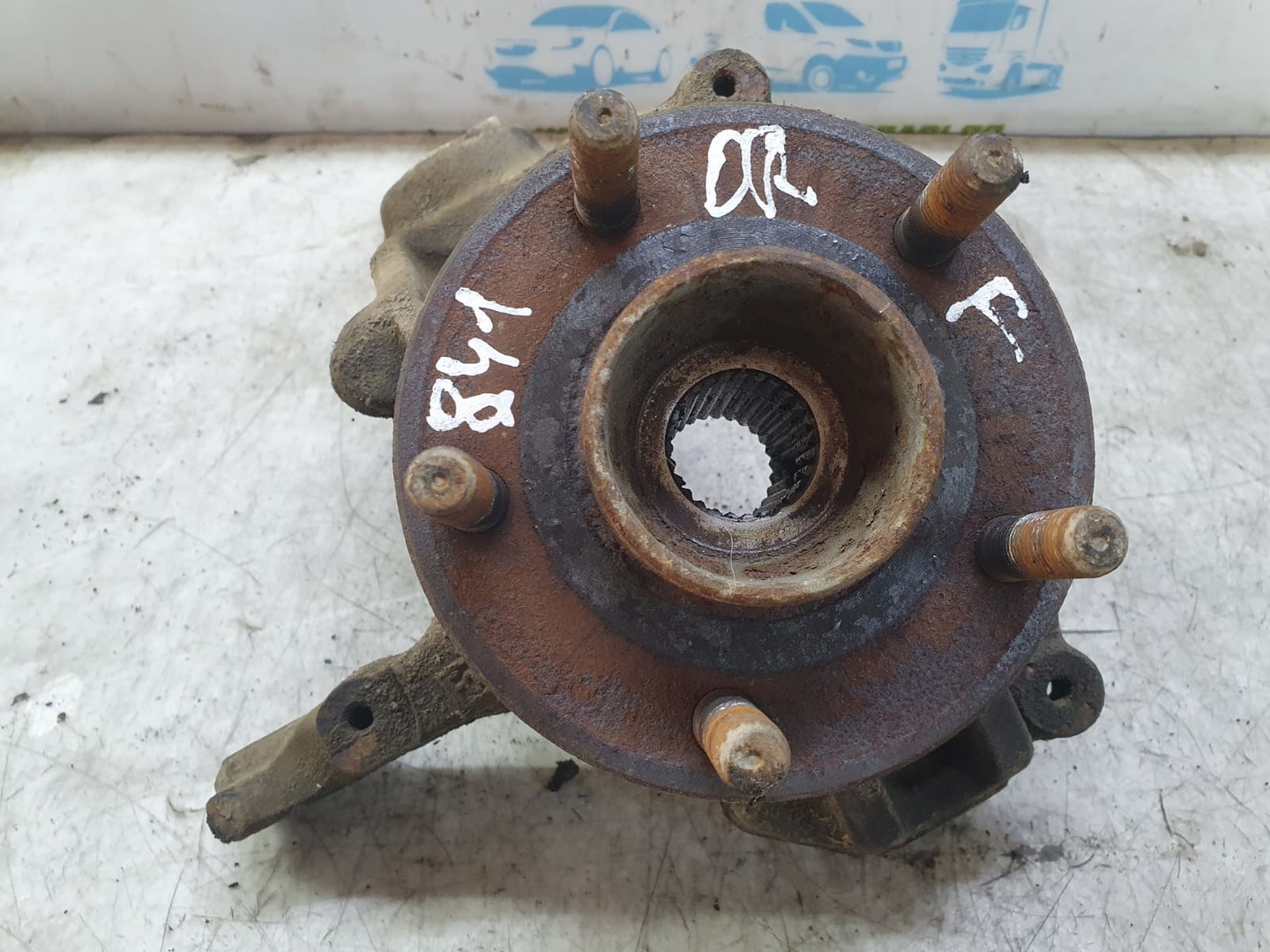 Fuzeta dreapta fata av61-3k170 Ford Focus 3 (2011 - 2015)