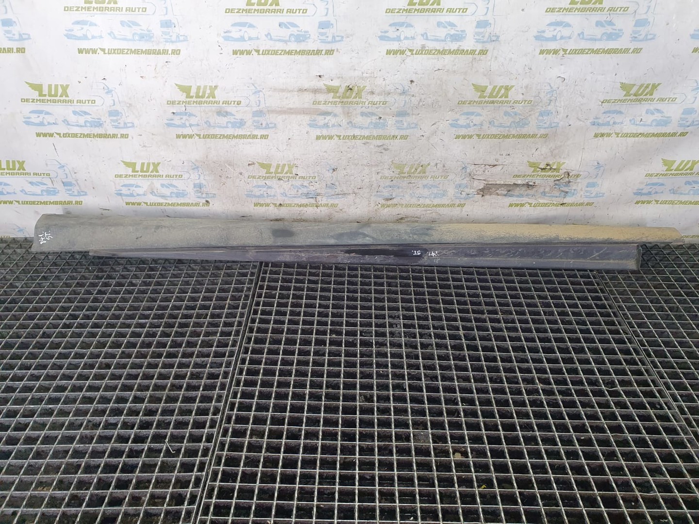Prag stanga bm51-a10155-a Ford Focus 3 (2011 - 2015)