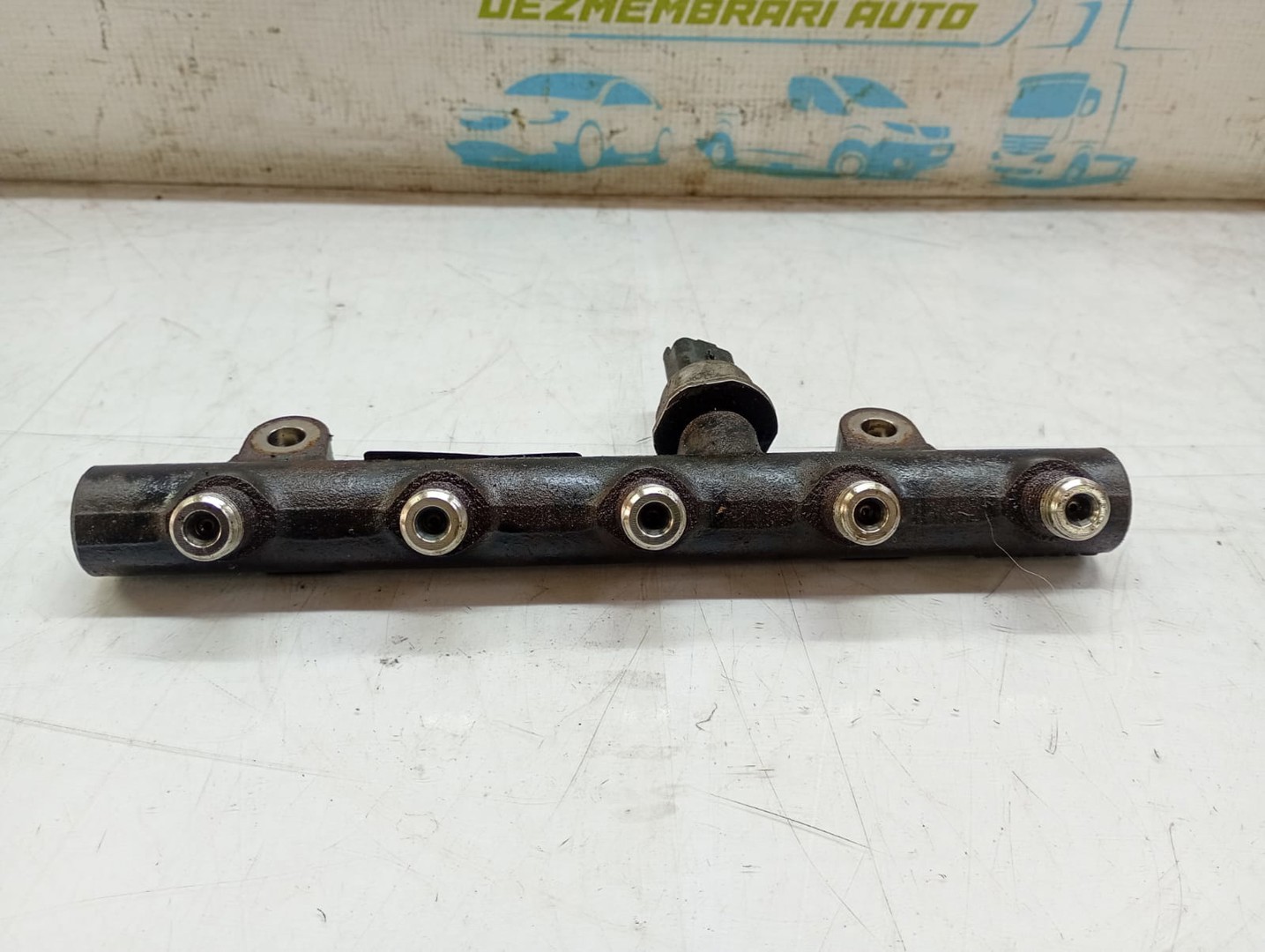 Rampa injectoare 9656391180 Citroen C5 2 (2008 - 2017)