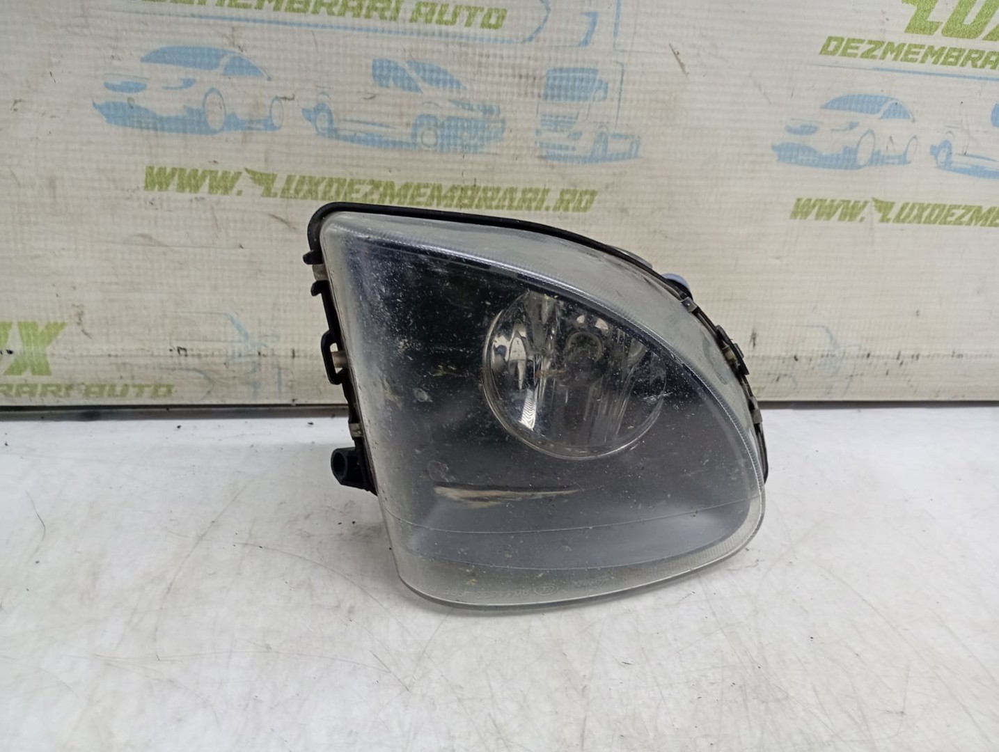 Proiector ceata dreapta 6317721688602 BMW Seria 5 F11 (2009 - 2013)
