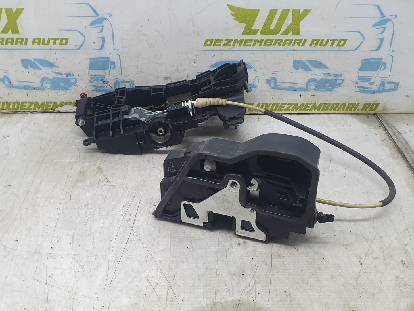 Broasca stanga fata X1717564310 BMW Seria 5 F11 (2009 - 2013)