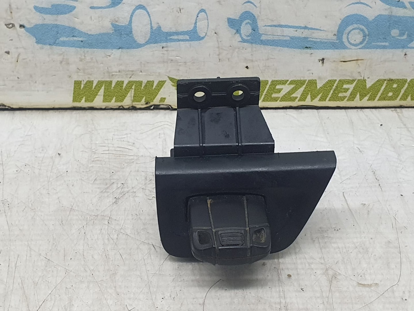 Contact cu cheie 6954717-13 BMW Seria 1 E87 (2004 - 2007)