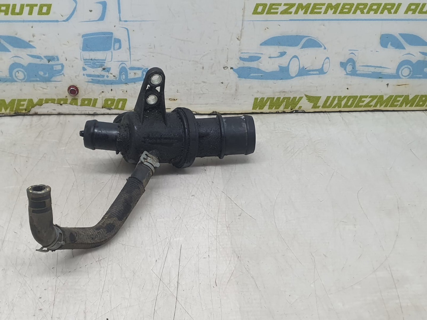 Carcasa termostat A6402000415 Mercedes Benz C-Class W203 (2000 - 2004)