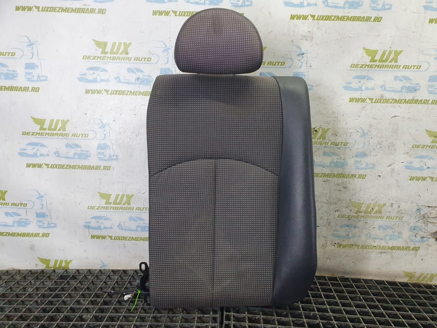 Bancheta spate Mercedes Benz E-Class W211/S211 (2002 - 2006)