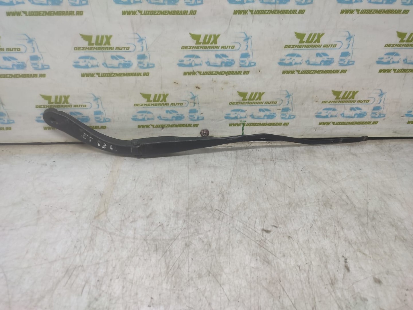 Brat stergator parbriz stanga 288818586r Dacia Logan 2 (2013 - 2016)