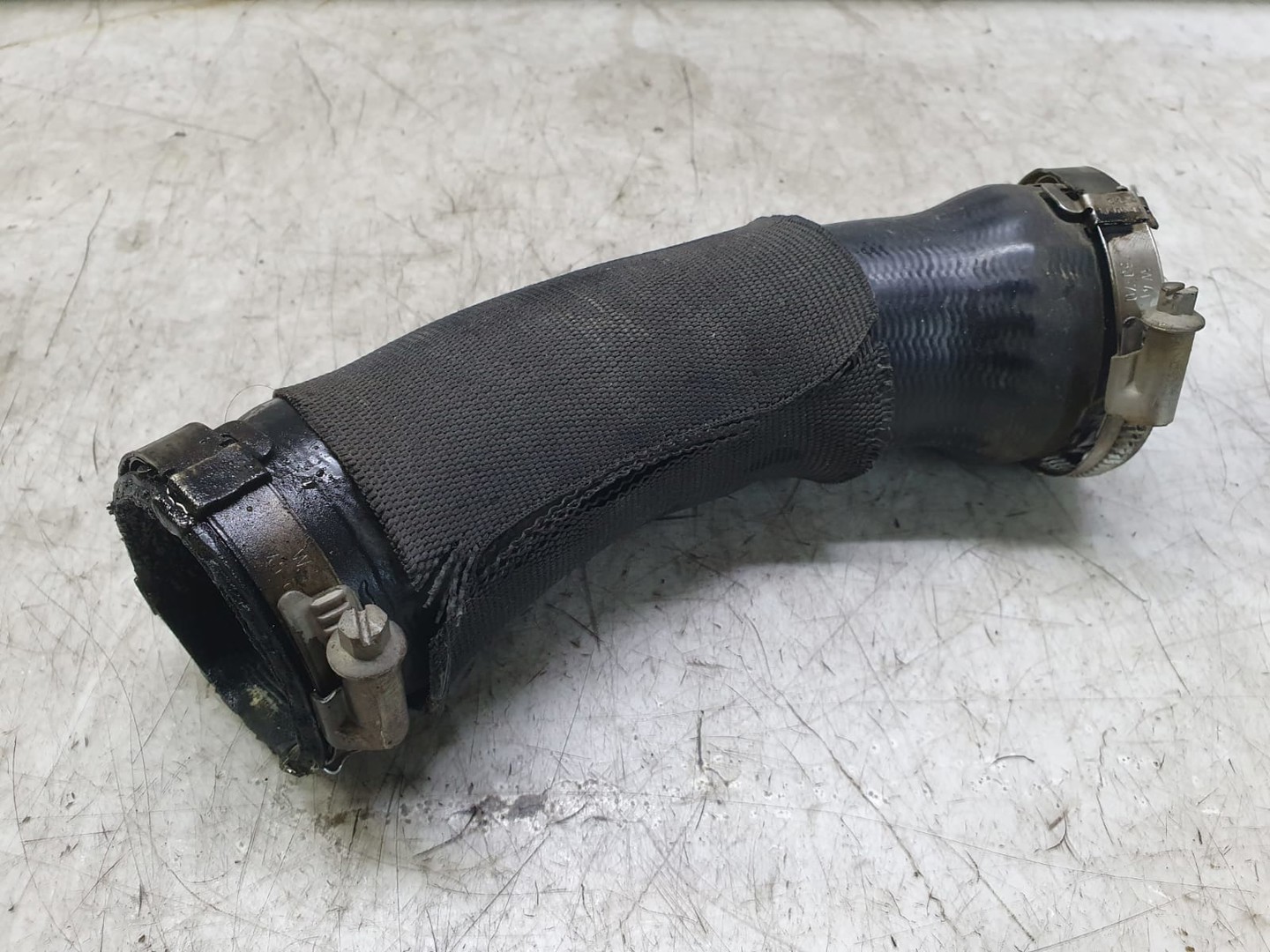 Furtun intercooler 4f0145709L Audi A6 4F/C6 (facelift) (2008 - 2011)