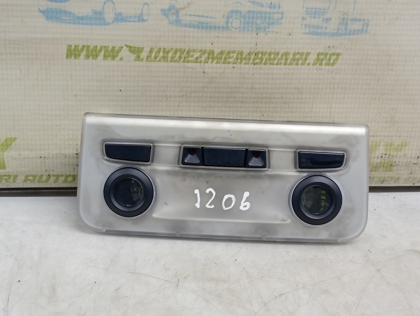 Plafoniera 6951253 BMW Seria 1 E87 (2004 - 2007)