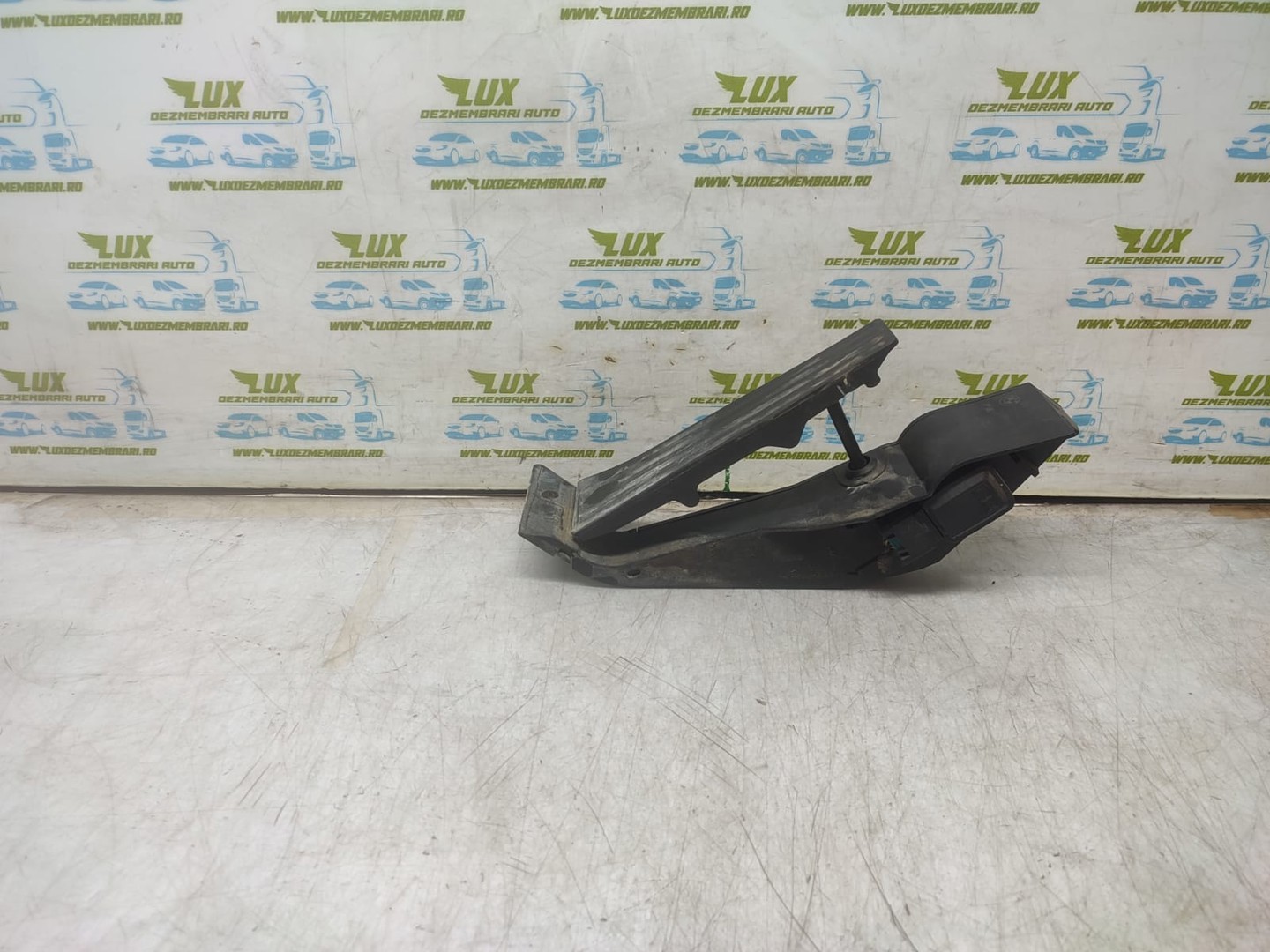 Pedala acceleratie 35426766931-02 BMW Seria 1 E87 (2004 - 2007)