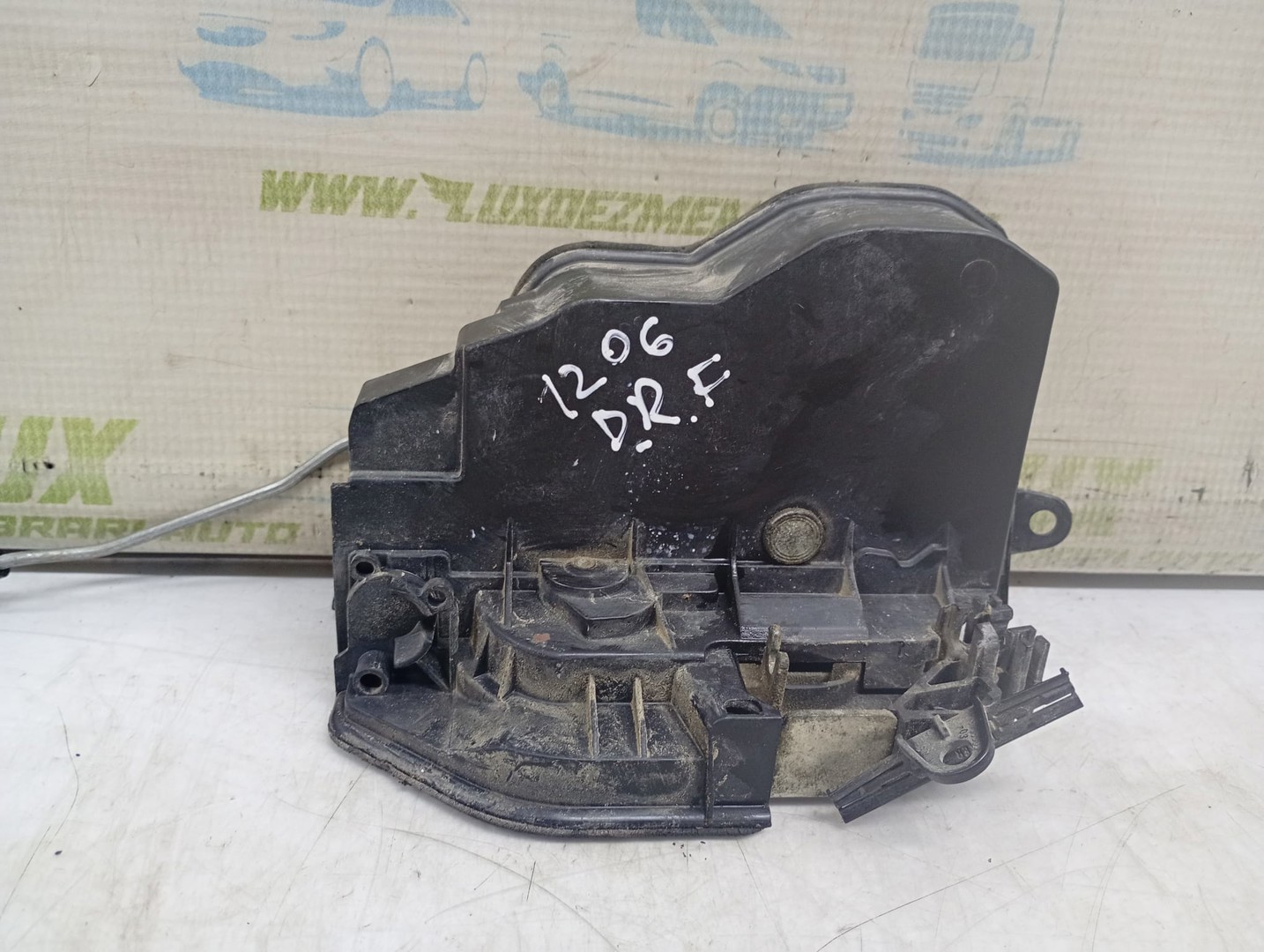 Broasca dreapta fata 7167068 BMW Seria 1 E87 (2004 - 2007)