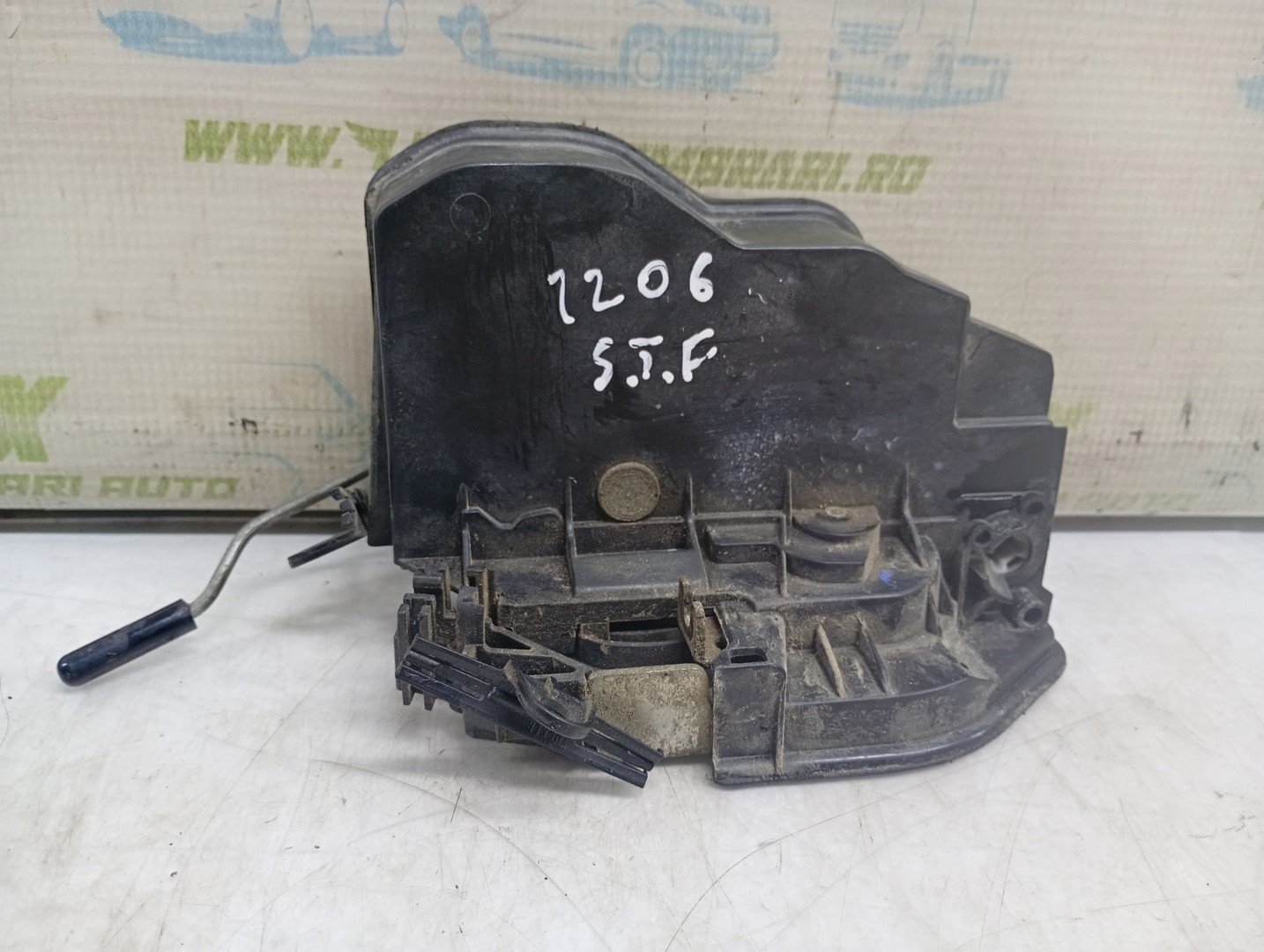 Broasca stanga fata 7167077 BMW Seria 1 E87 (2004 - 2007)