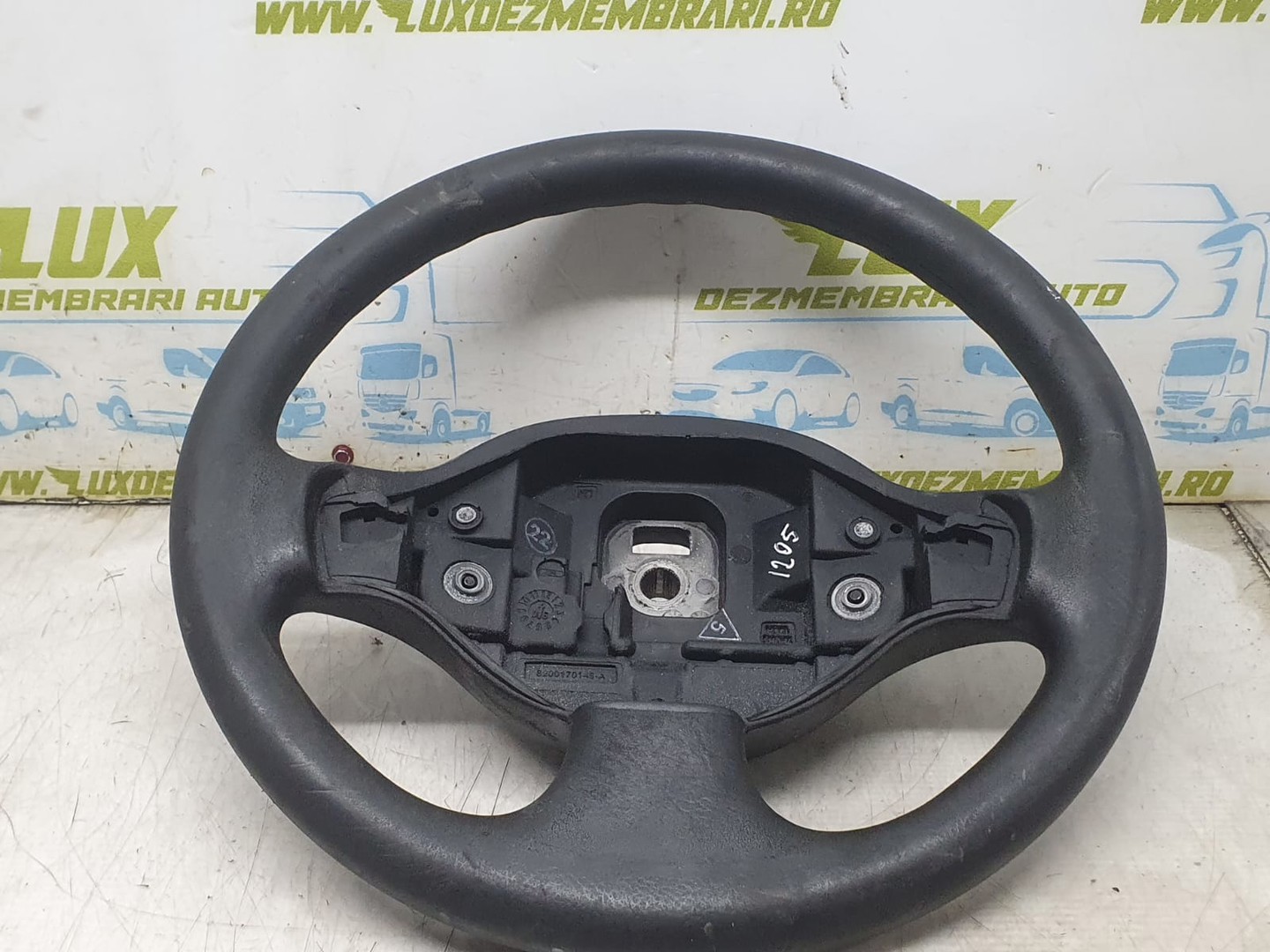 Volan in 3 spite 8200170149-A Dacia Logan 1 (2004 - 2008)
