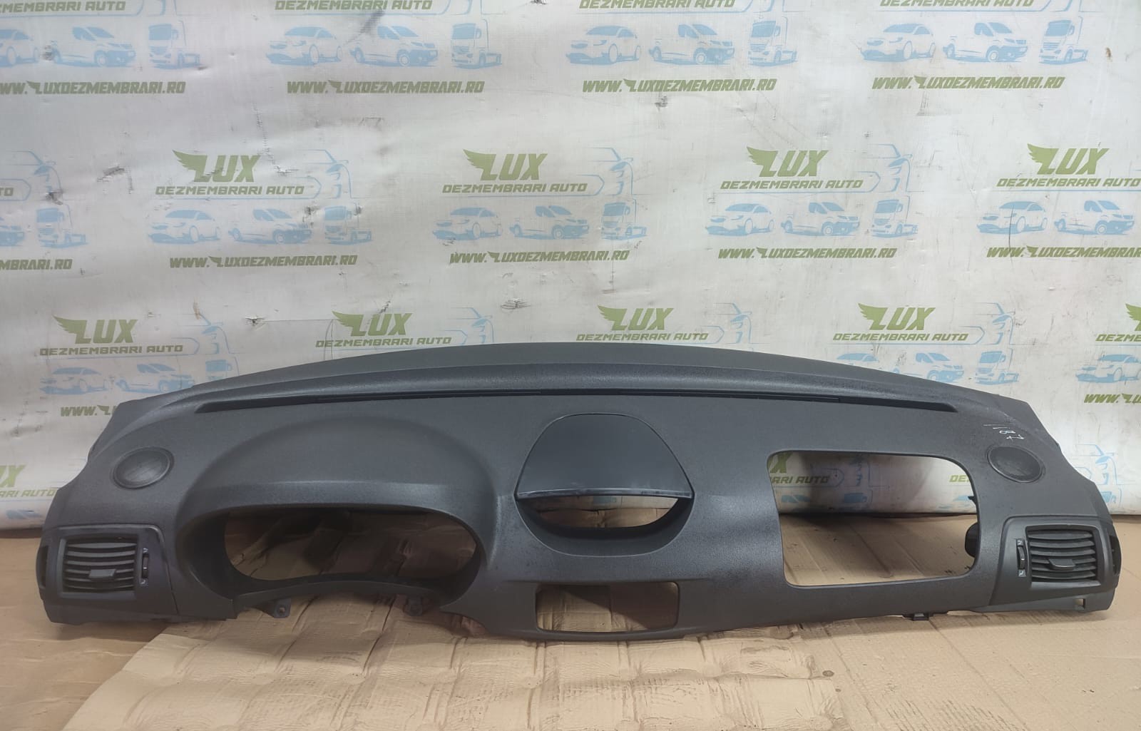Plansa bord 8200697693 Renault Symbol 1 (2th facelift) (2005 - 2008)
