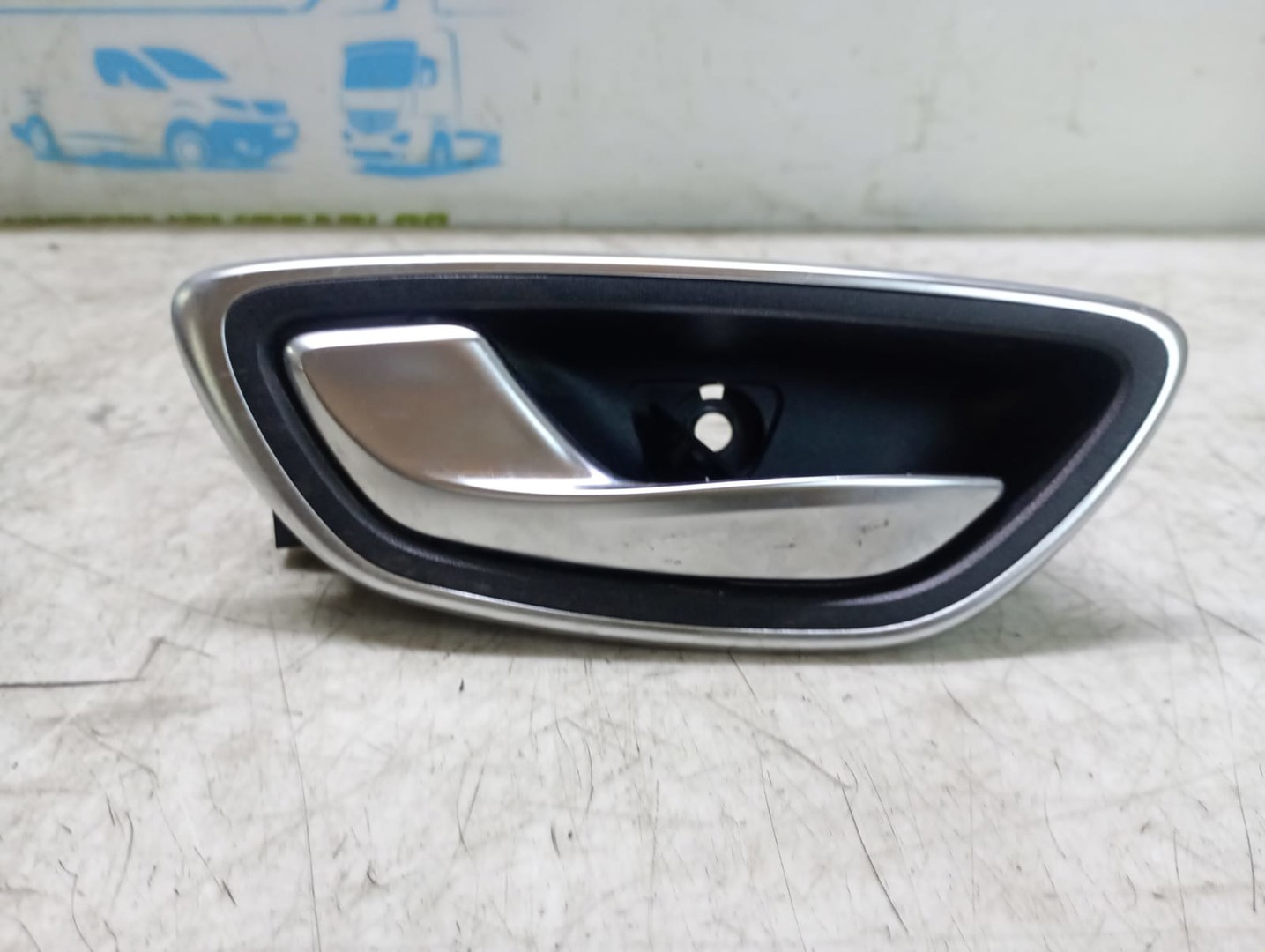 Maner interior stanga fata 806713722r Renault Talisman 1 (2012 - 2020)