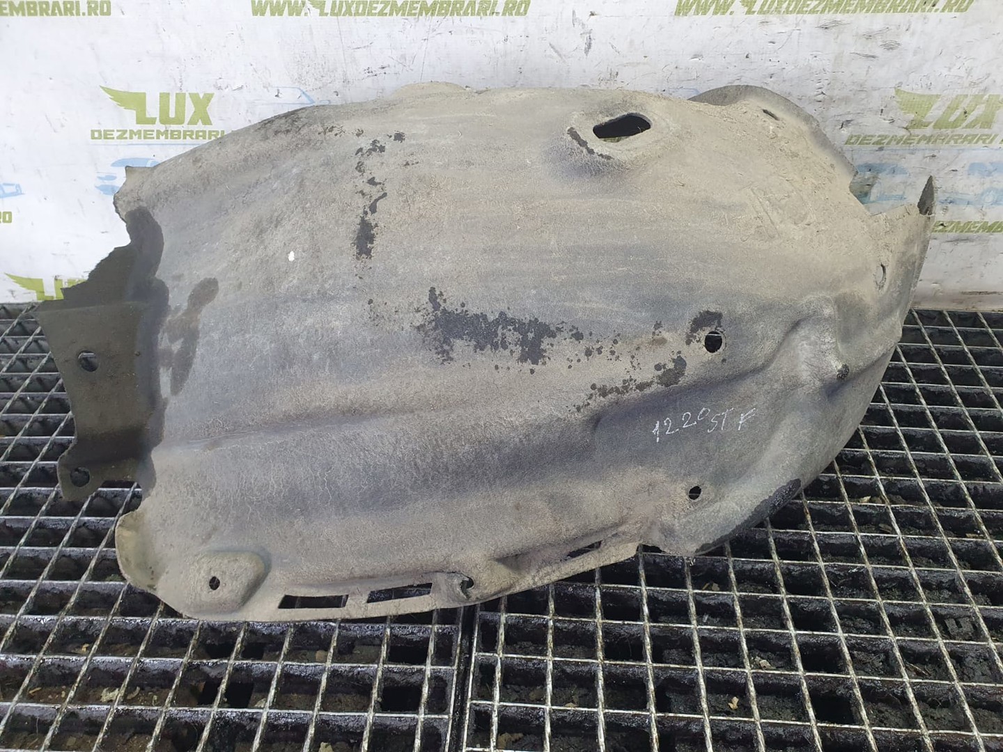 Carenaj roata fata stanga Renault Talisman 1 (2012 - 2020)