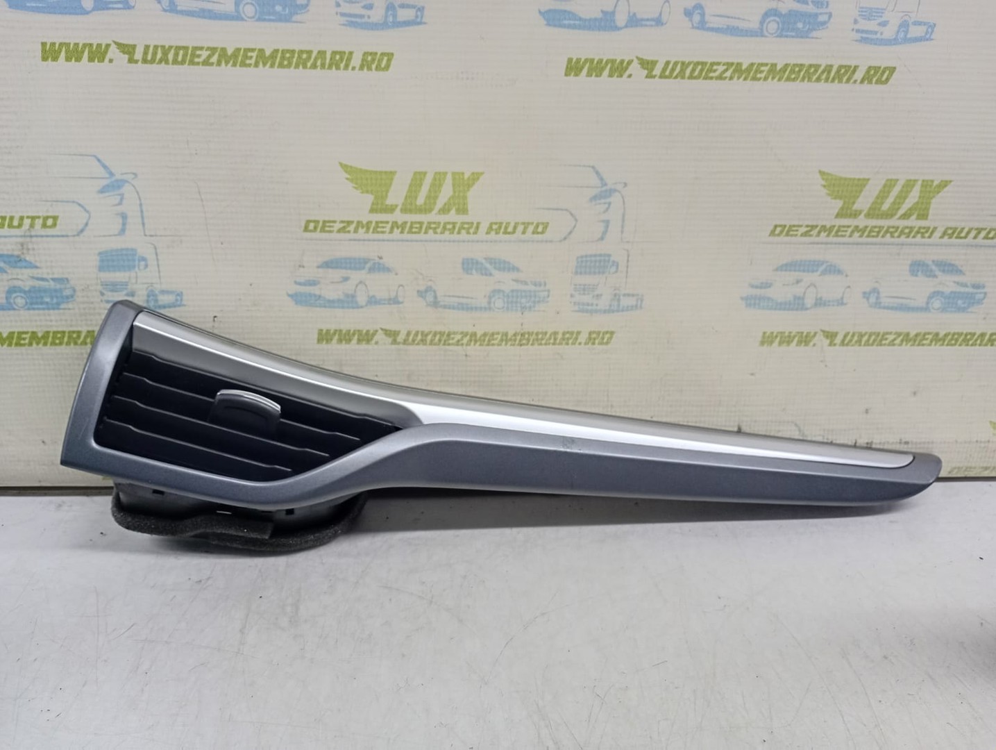 Grila ventilatie bord DS73-F018B08 Ford Mondeo MK5 (2014 - 2020)