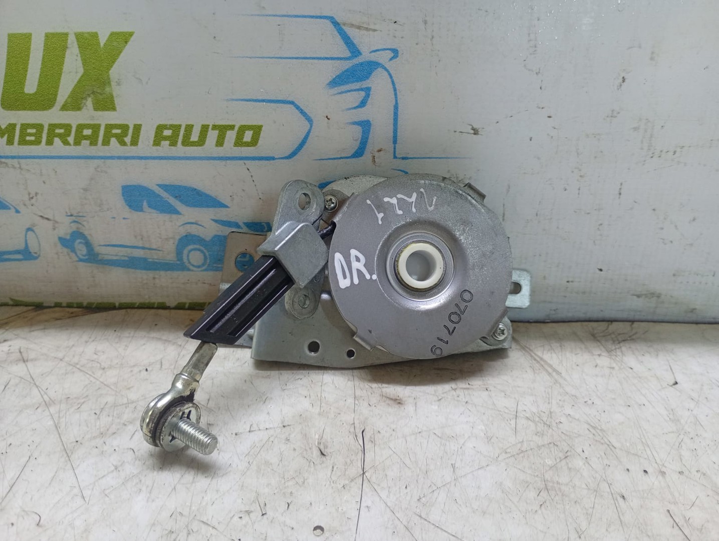 Balama haion Mitsubishi Outlander 2 (2005 - 2009)