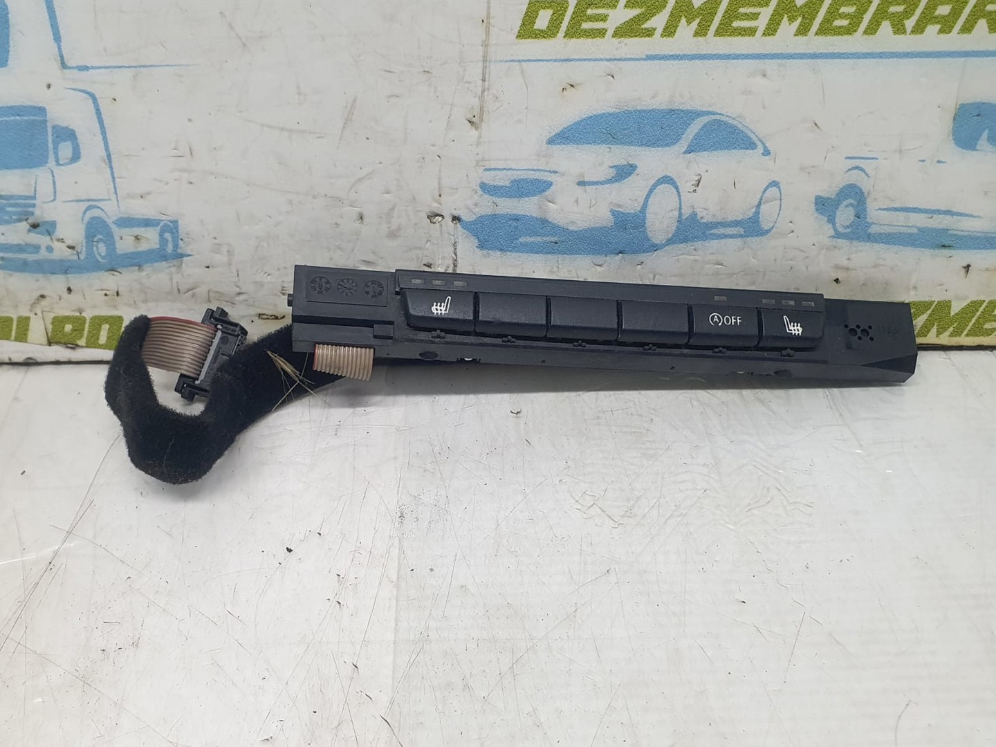Panou butoane 03744651 BMW Seria 1 E81/E82/E87/E88 (facelift) (2007 - 2012)
