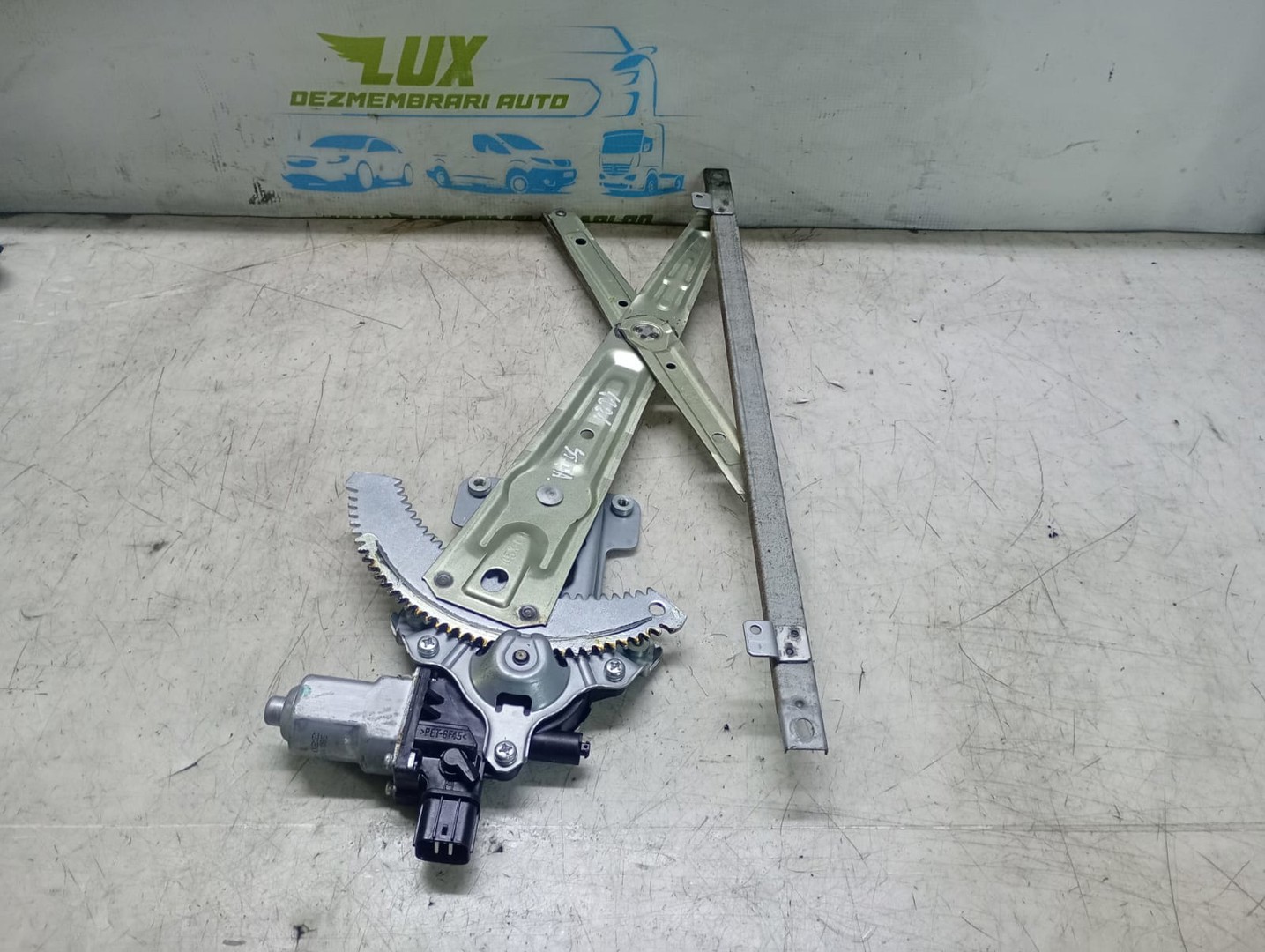 Macara geam stanga fata a-0225713a Mitsubishi Outlander 2 (2005 - 2009)