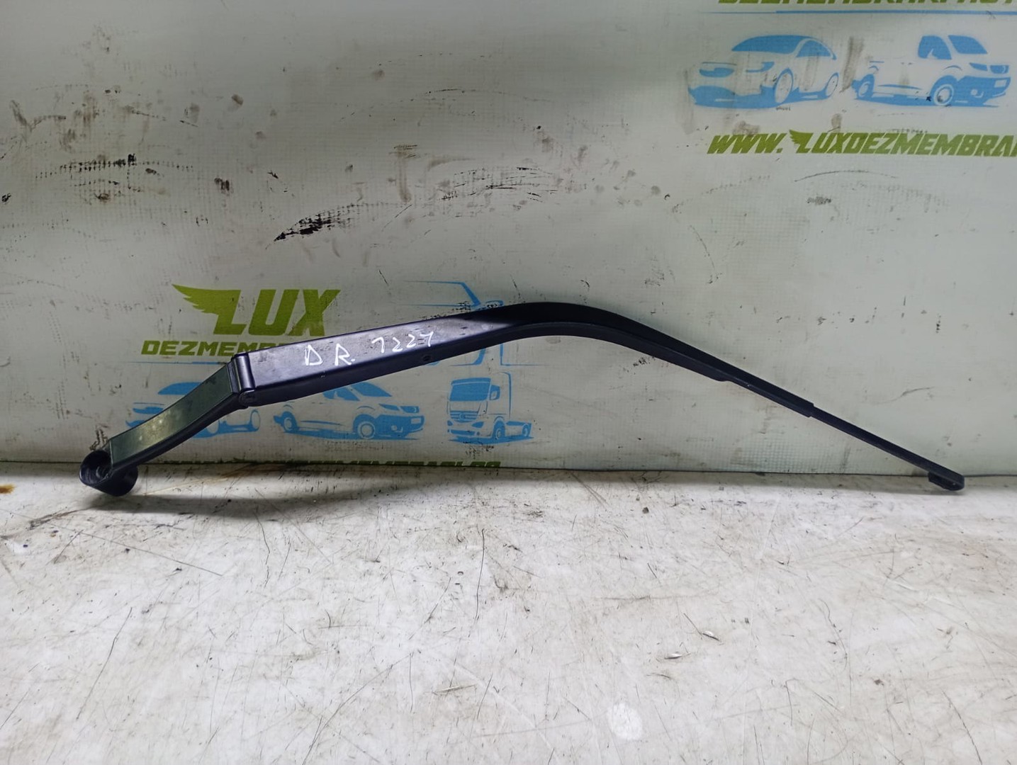 Brat stergator parbriz dreapta Mitsubishi Outlander 2 (2005 - 2009)