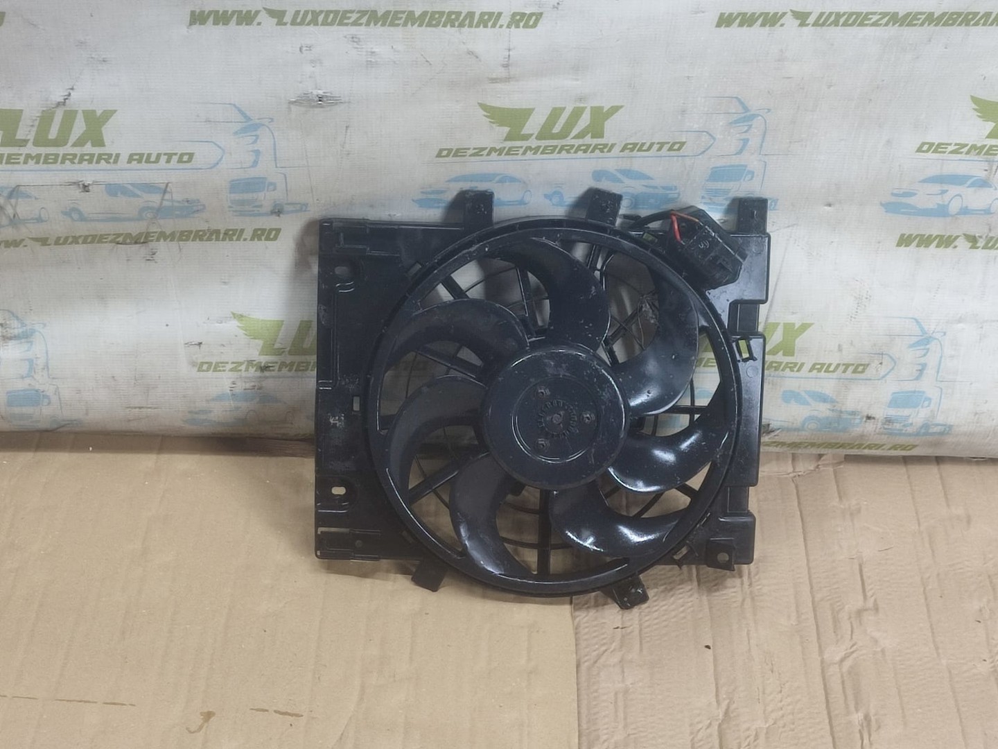 Electroventilator gmv 0130303302 Opel Astra H (2004 - 2007)