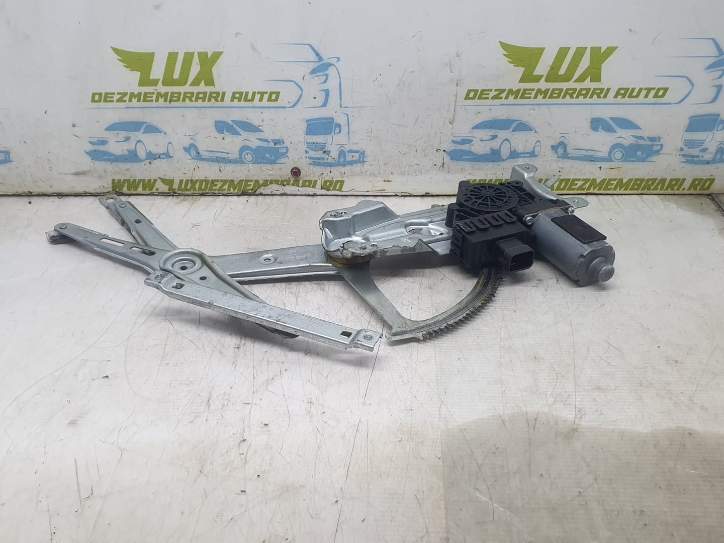 Macara geam stanga fata A3300-13100417 Opel Astra H (2004 - 2007)