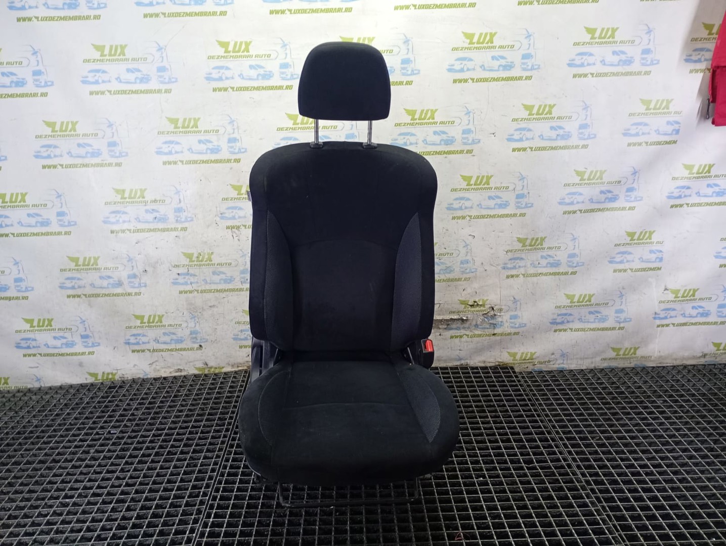 Scaun dreapta fata Mitsubishi Outlander 2 (2005 - 2009)