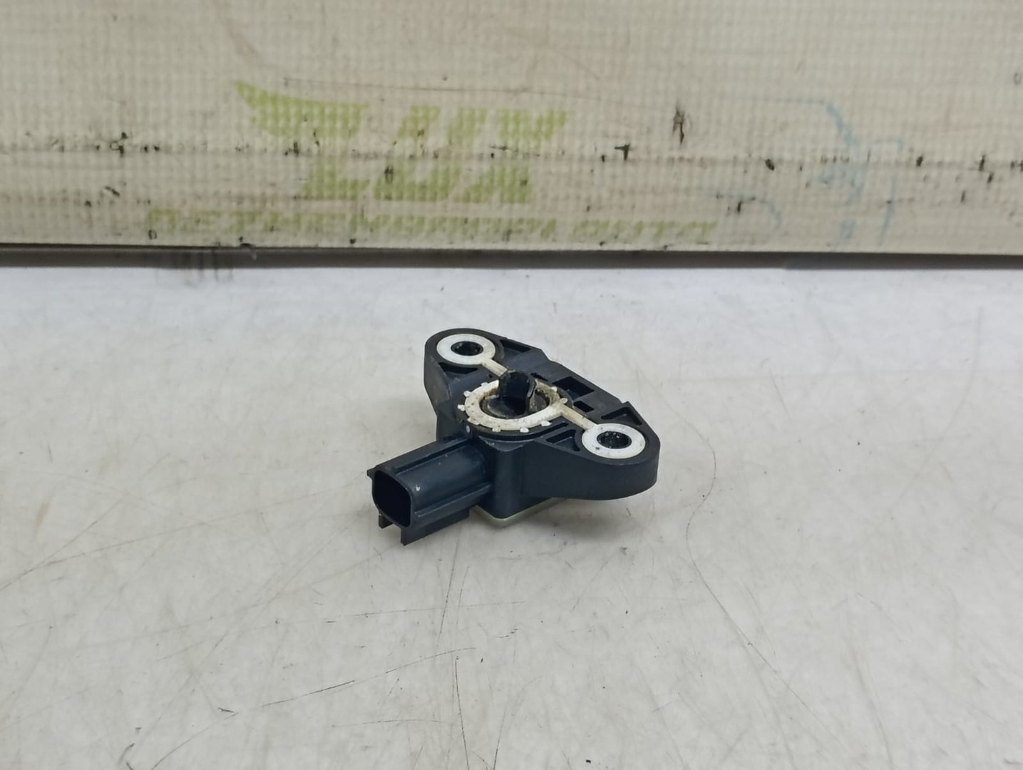 Senzor impact 5N0959354 Volkswagen Tiguan 1 (5N) (2007 - 2011)