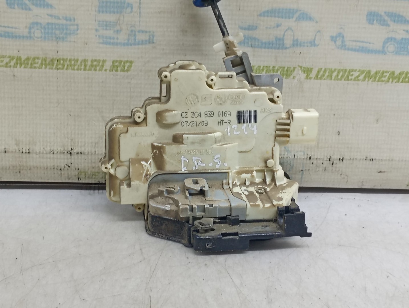 Broasca dreapta fata 3C4839016 Volkswagen Tiguan 1 (5N) (2007 - 2011)